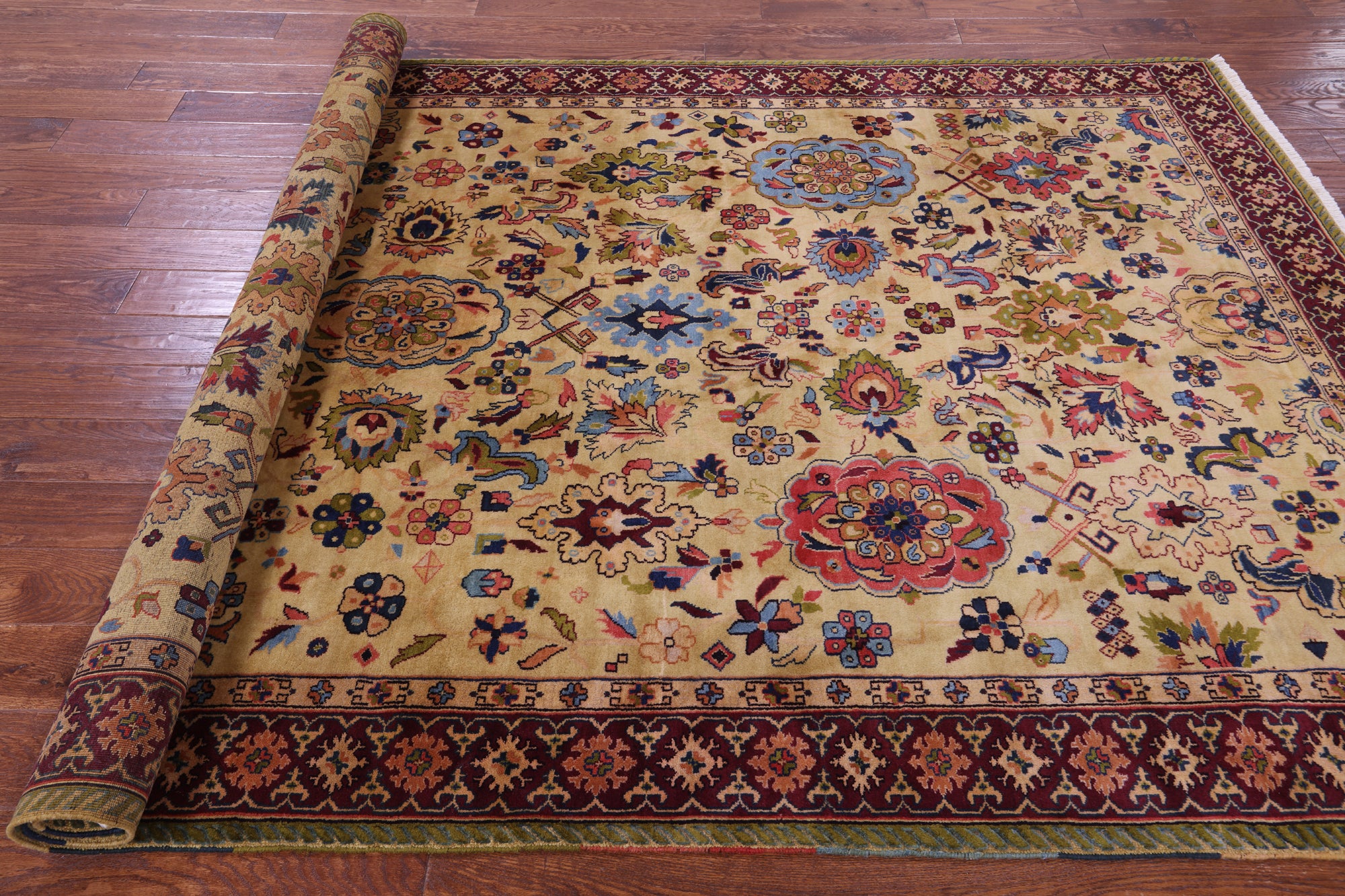 Ivory Vegetable Dyed Turkish Oushak Handmade Wool Rug - 6' 2" X 9' 5"