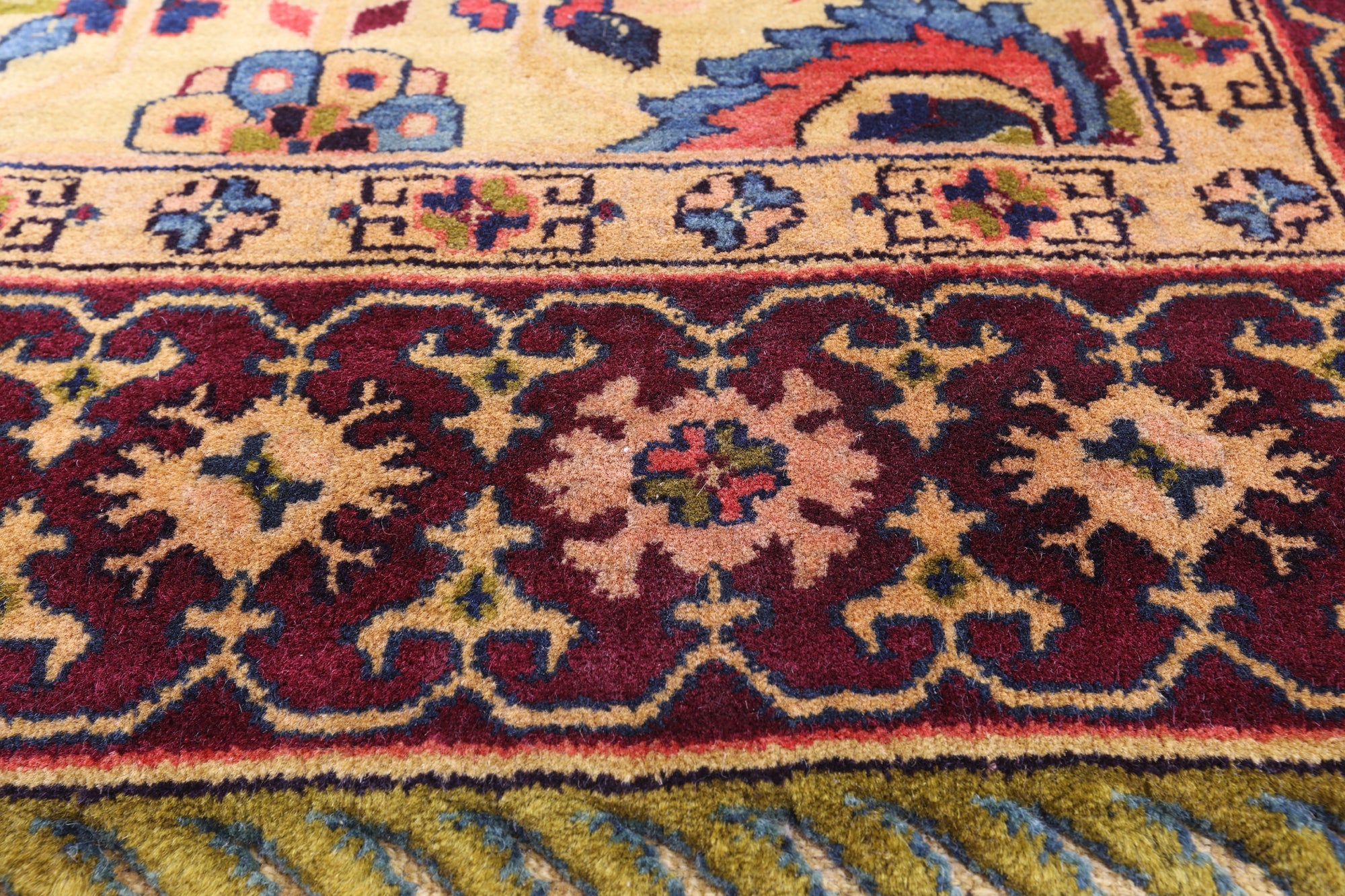 Ivory Vegetable Dyed Turkish Oushak Handmade Wool Rug - 6' 2" X 9' 5"