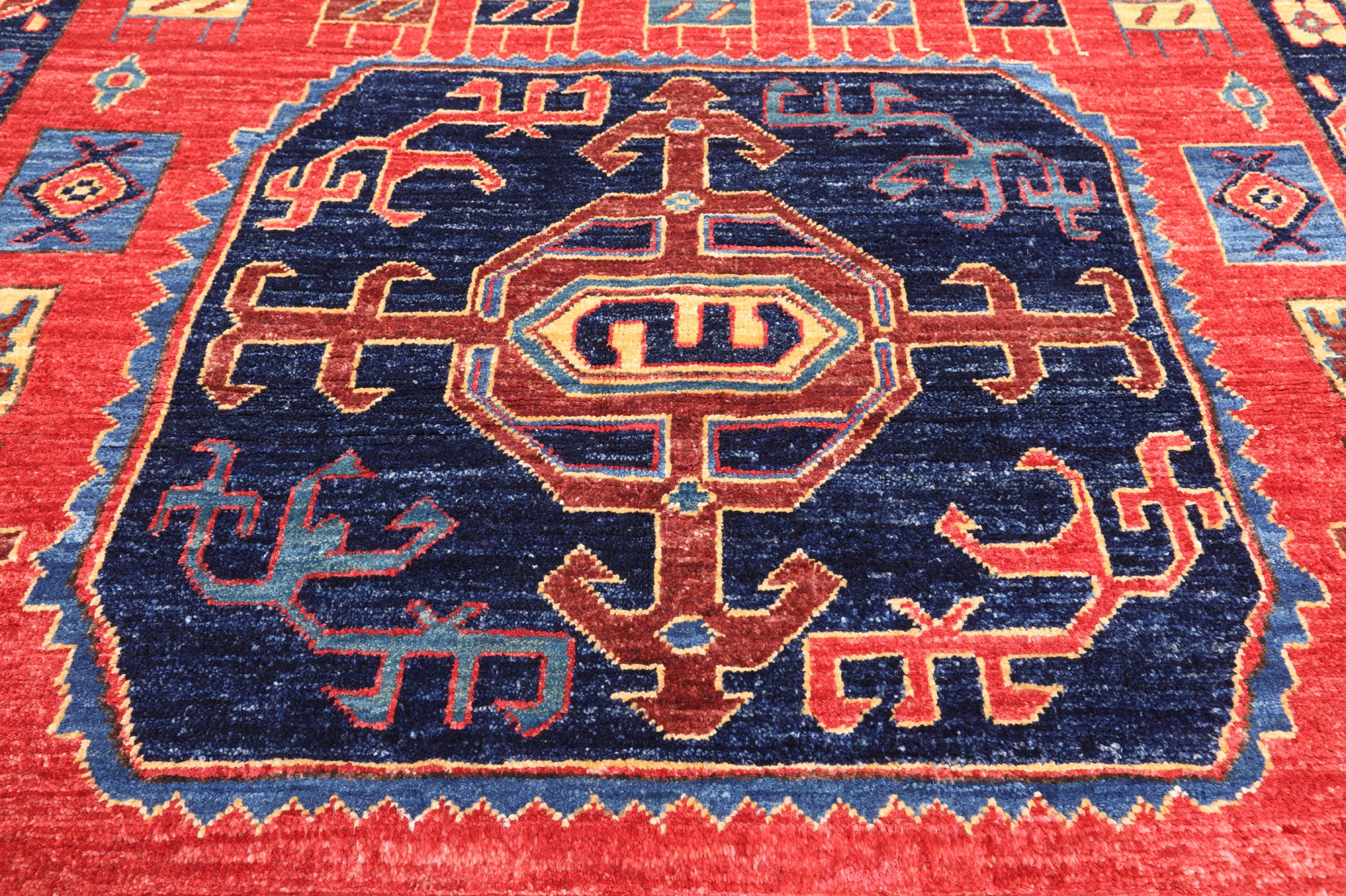 Red Persian Fine Serapi Hand Knotted Wool Rug - 3' 10" X 5' 8"