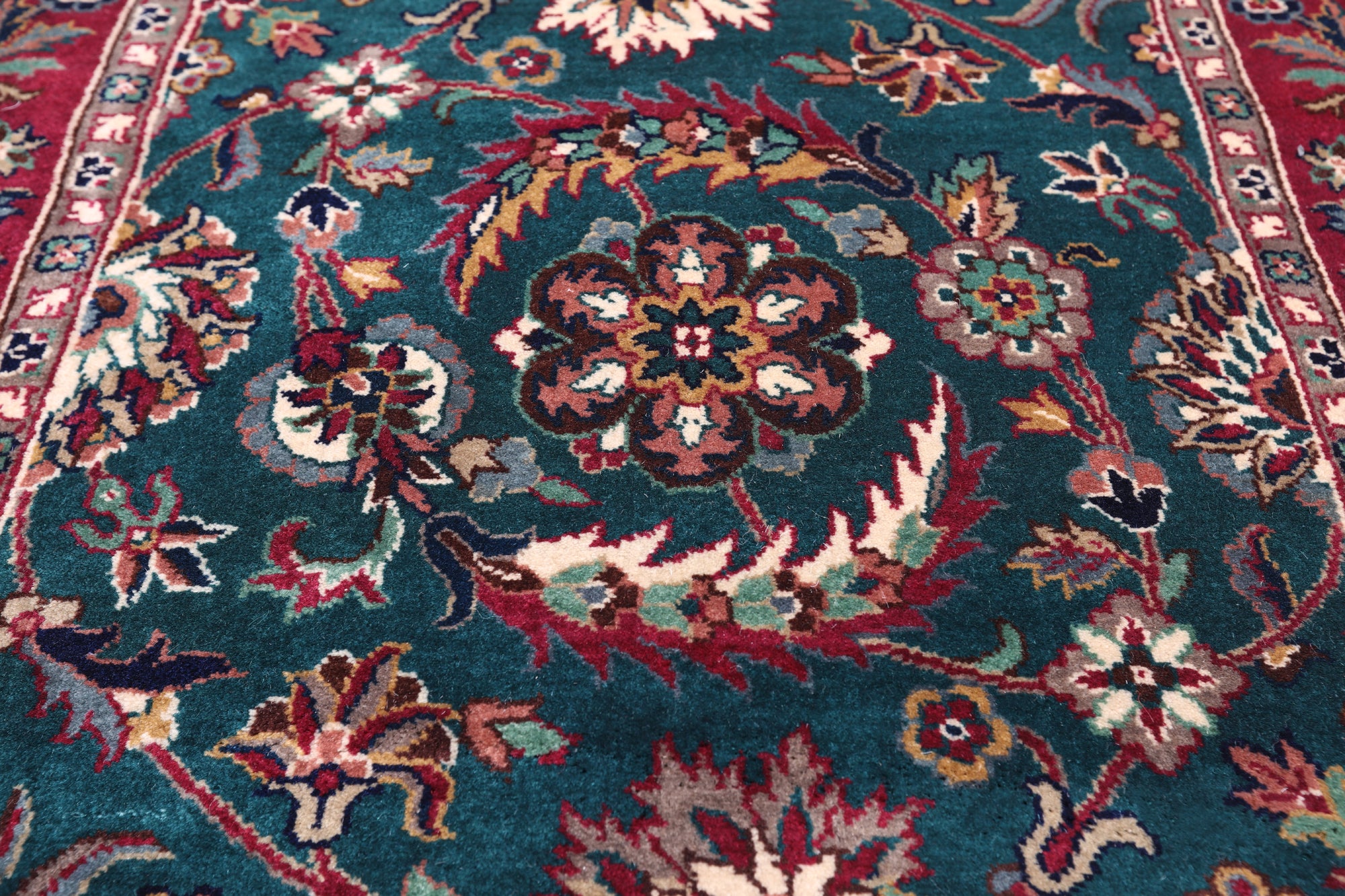 Emerald Green Persian Fine Tabriz Handmade Wool Runner Rug - 2' 6" X 10' 9"