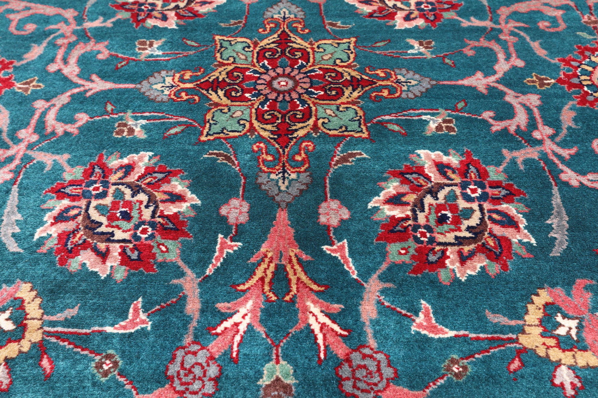 Emerald Green Persian Fine Tabriz Hand Knotted Wool Rug - 9' 4" X 12' 2"