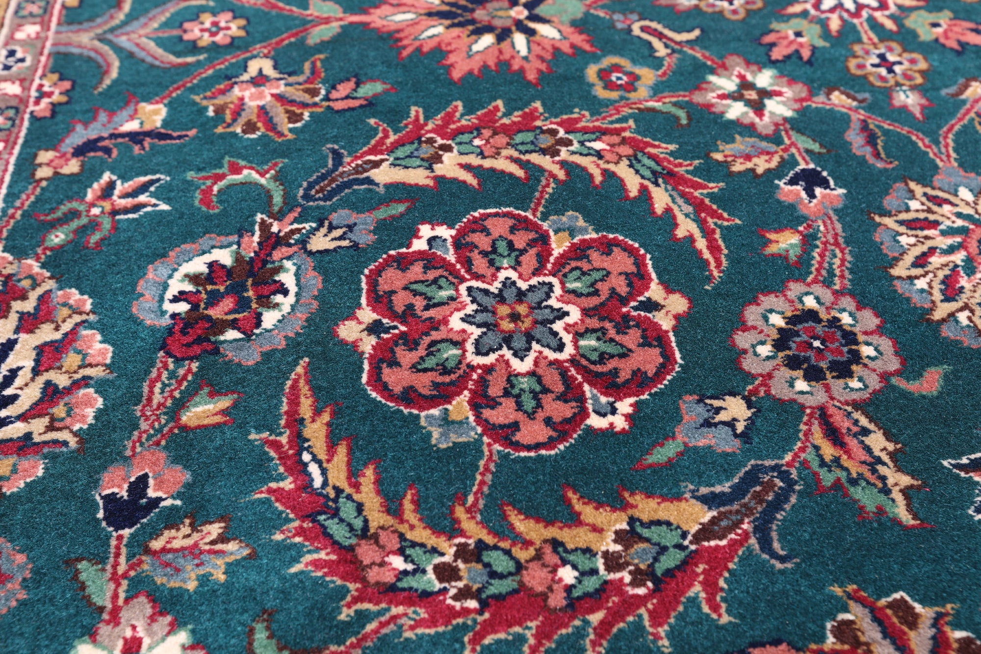 Emerald Green Persian Fine Tabriz Hand-Knotted Wool Rug - 7' 11" X 9' 9"