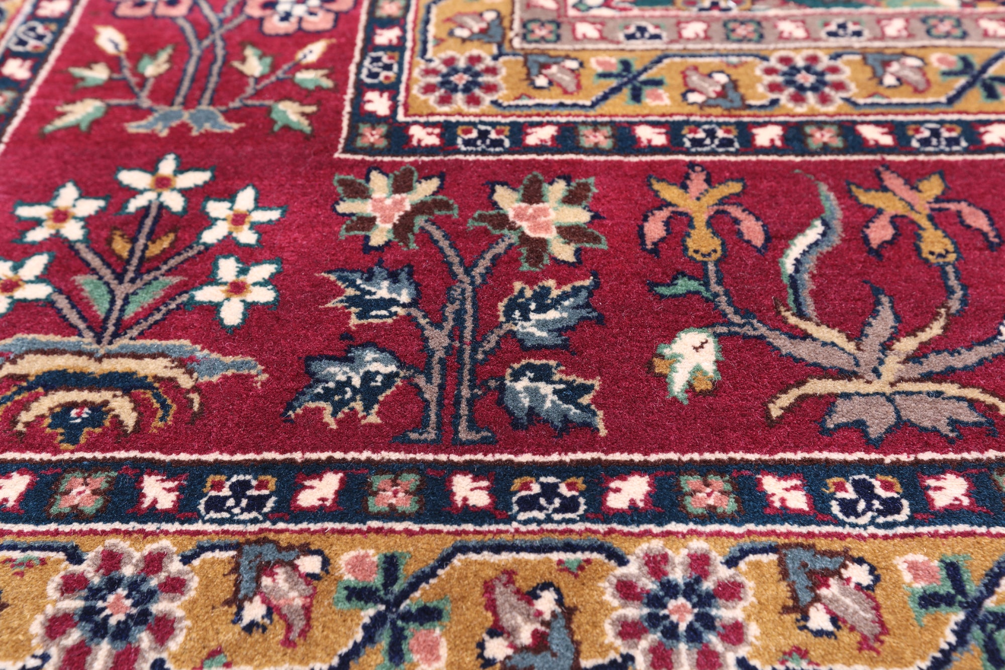 Emerald Green Persian Fine Tabriz Hand-Knotted Wool Rug - 7' 11" X 9' 9"