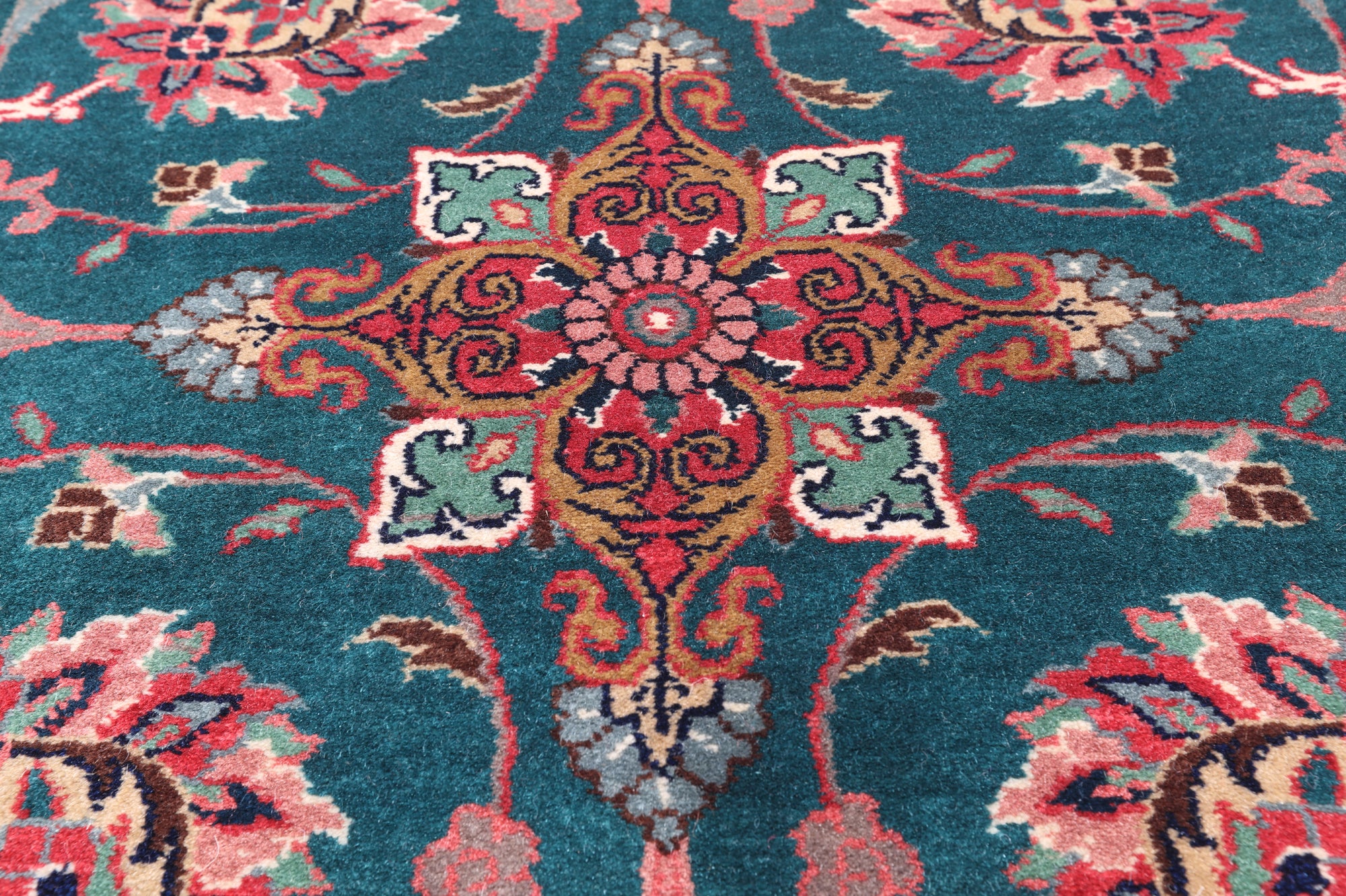Emerald Green Persian Fine Tabriz Handmade Wool Runner Rug - 2' 6" X 19' 9"