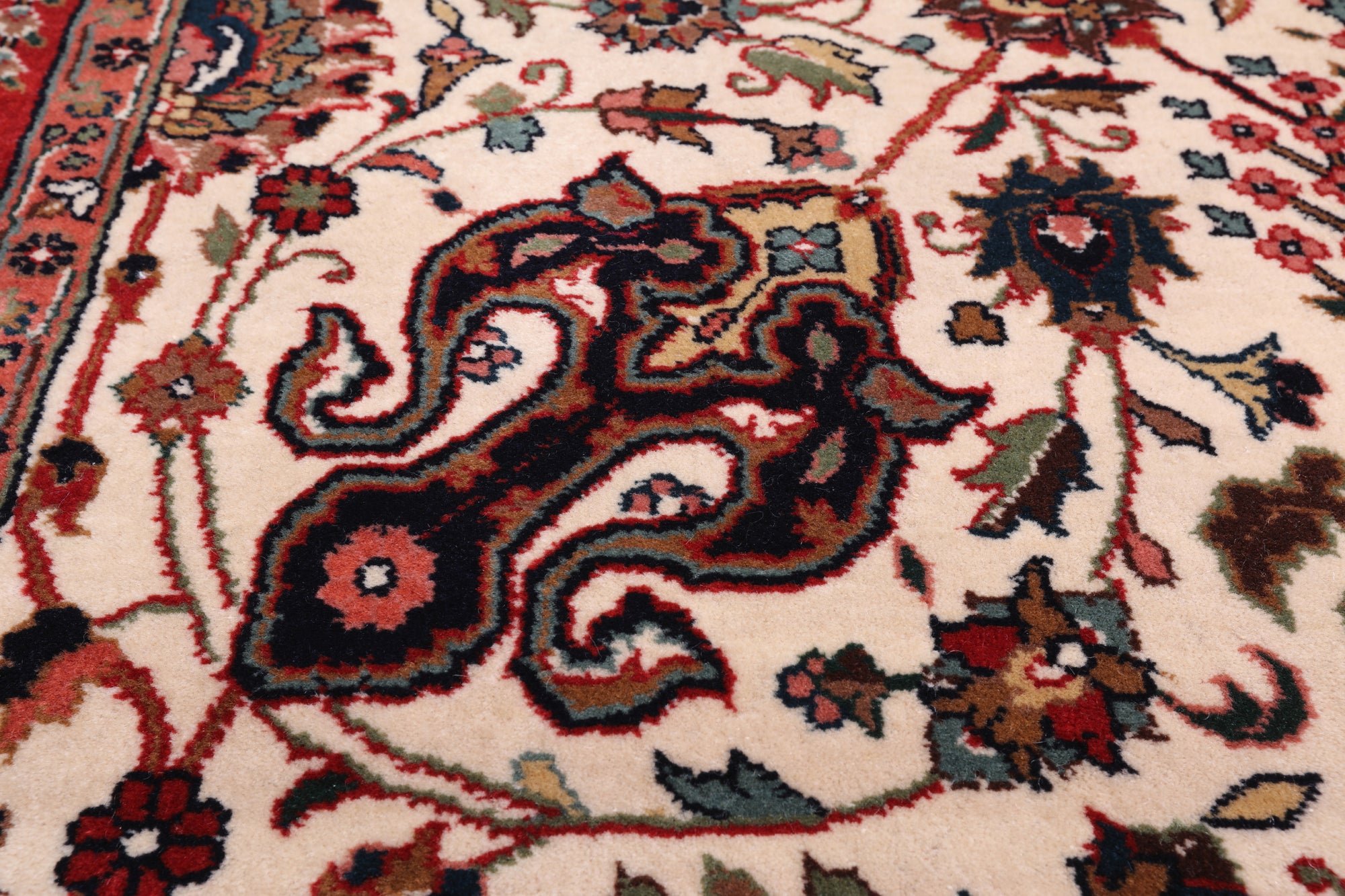 Beige Persian Fine Tabriz Hand-Knotted Wool Rug - 3' 11" X 6' 0"