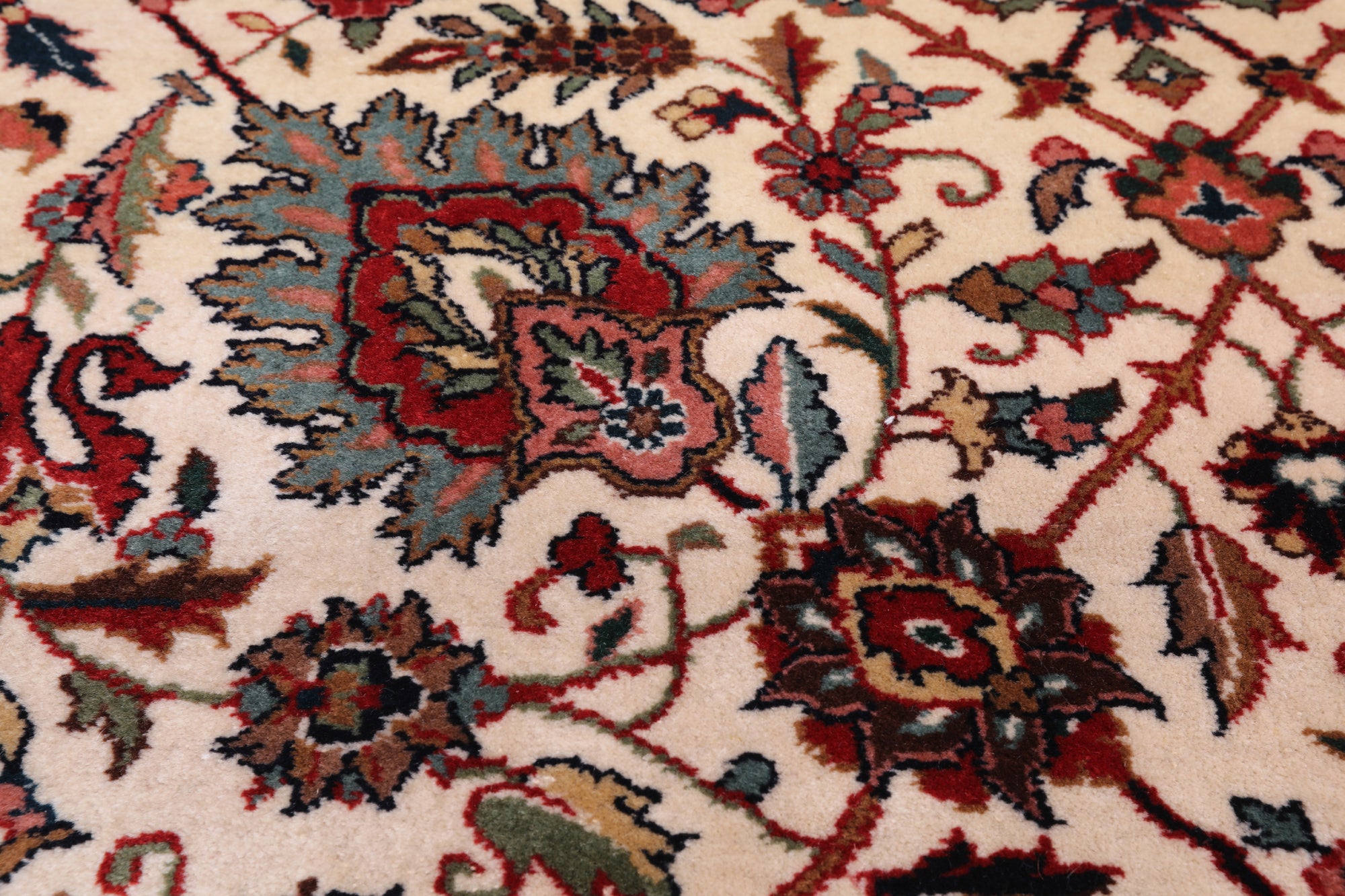 Beige Persian Fine Tabriz Hand-Knotted Wool Rug - 3' 11" X 6' 0"