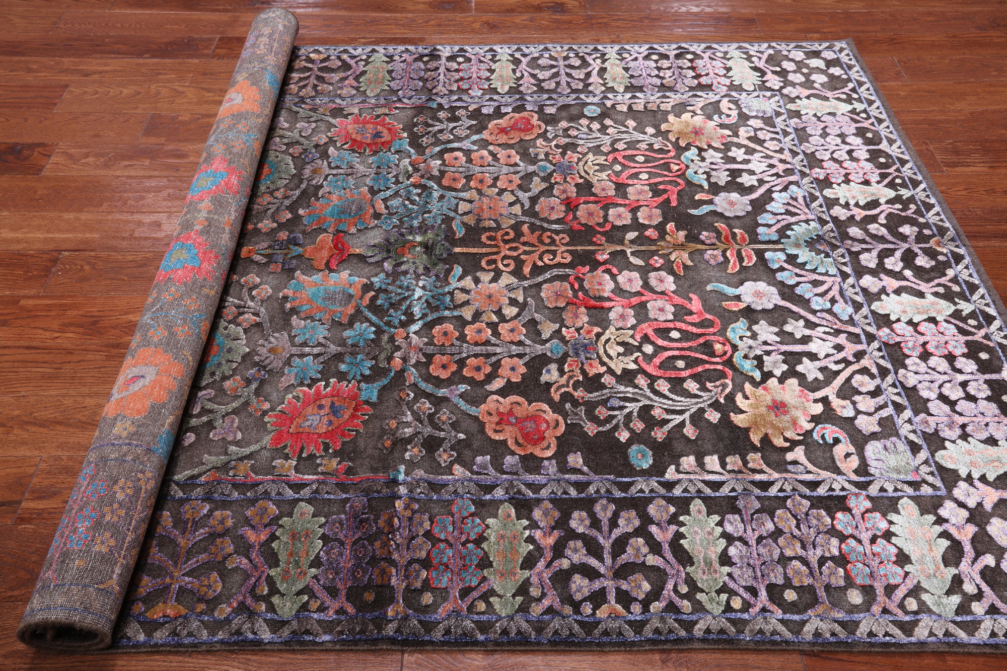 Brown Persian Tabriz Silk With Oxidized Wool Handmade Rug - 5' 6" X 7' 8"