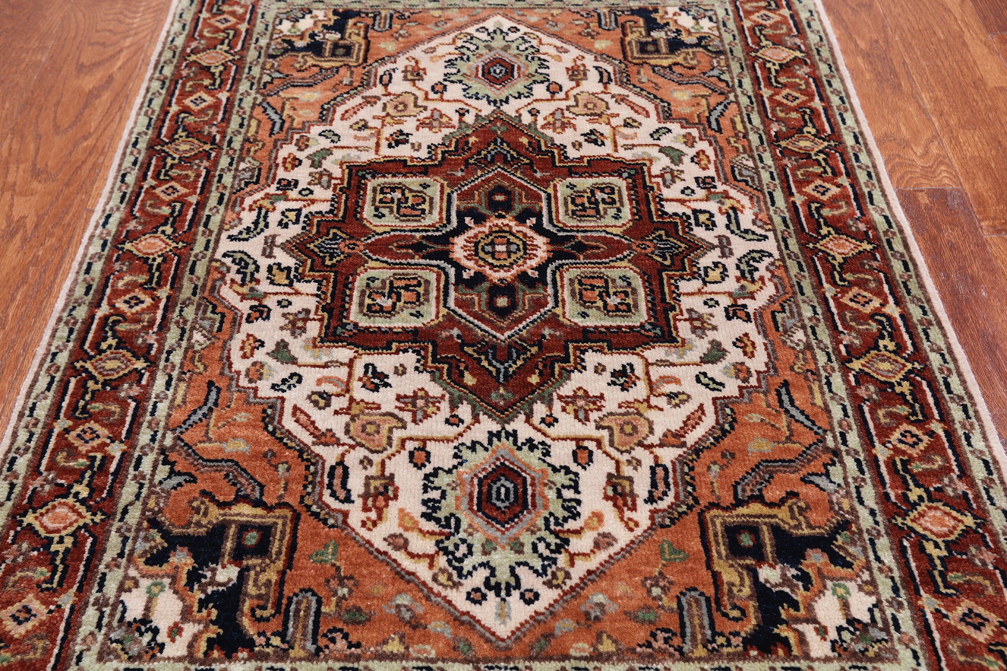 Ivory Geometric Heriz Serapi Hand Knotted Wool Rug - 3' 0" X 4' 2"