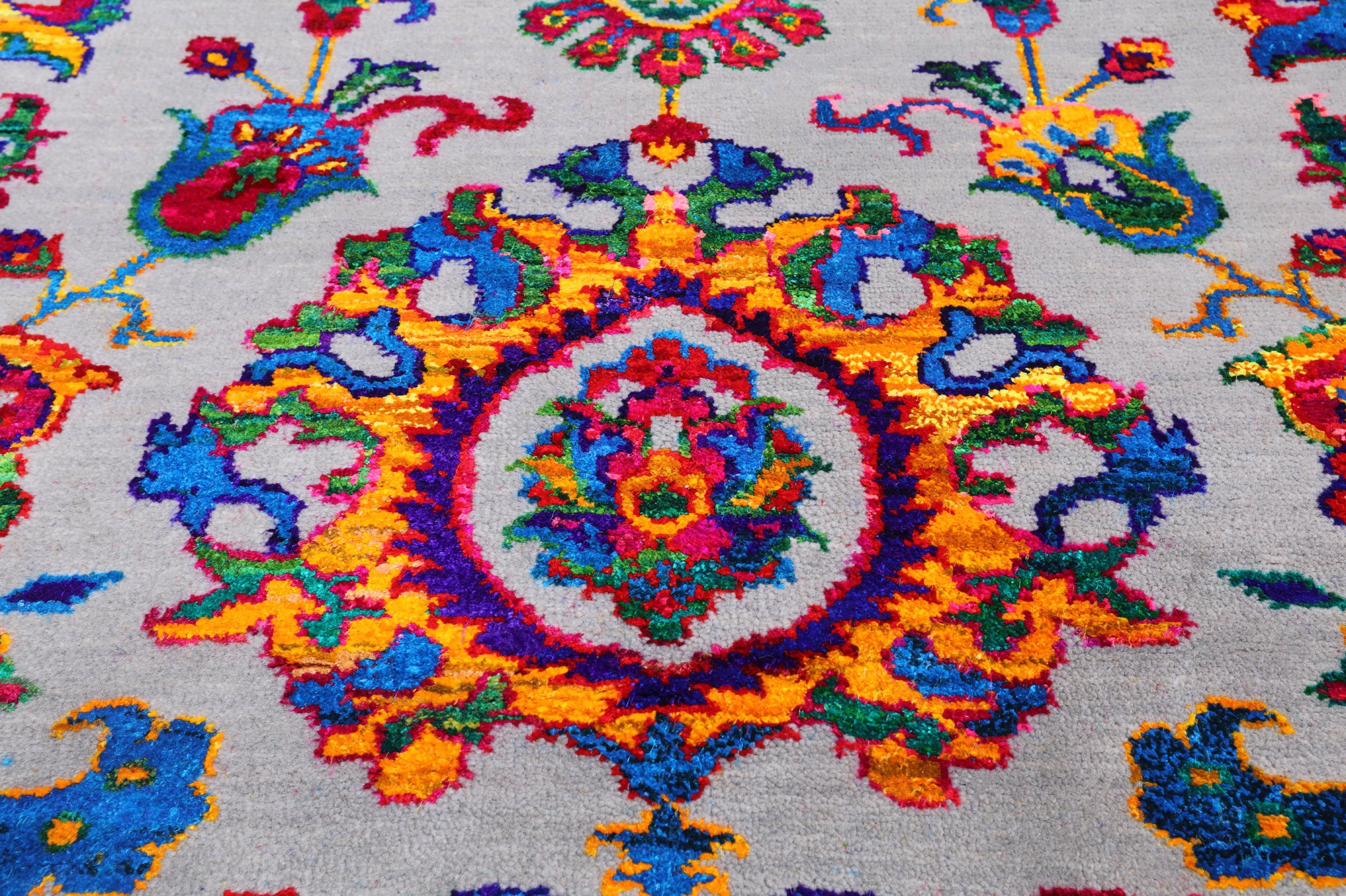 Grey Persian Tabriz Handmade Wool & Silk Rug - 8' 1" X 10' 1"