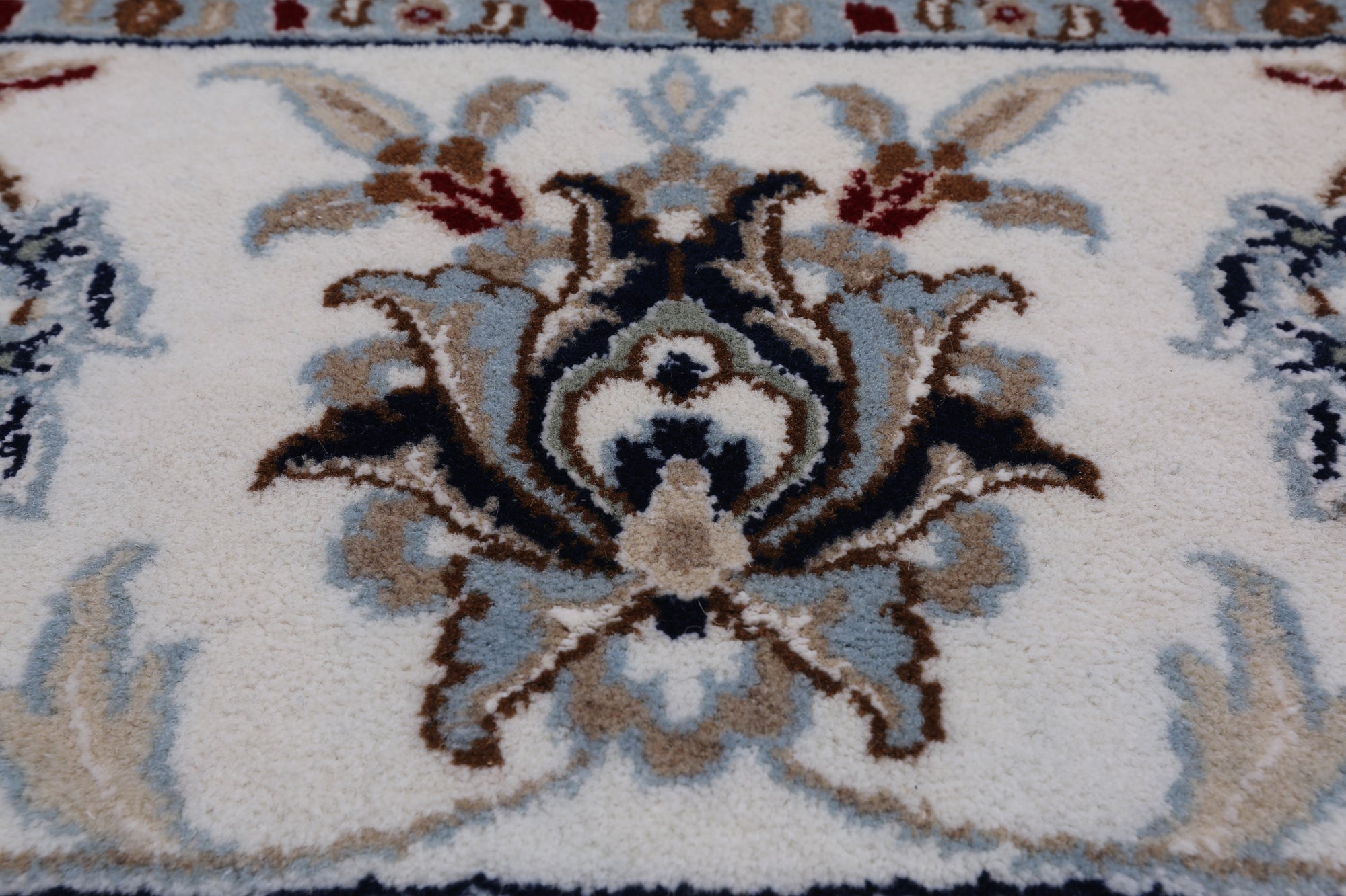 Square Persian Nain Handmade Wool & Silk Rug - 9' 0" X 9' 0"