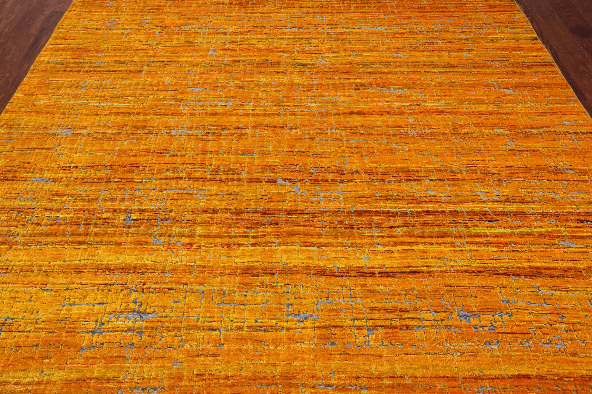 Gold Modern Embossed Hand Knotted 100% Silk Rug - 7' 11" X 9' 10"