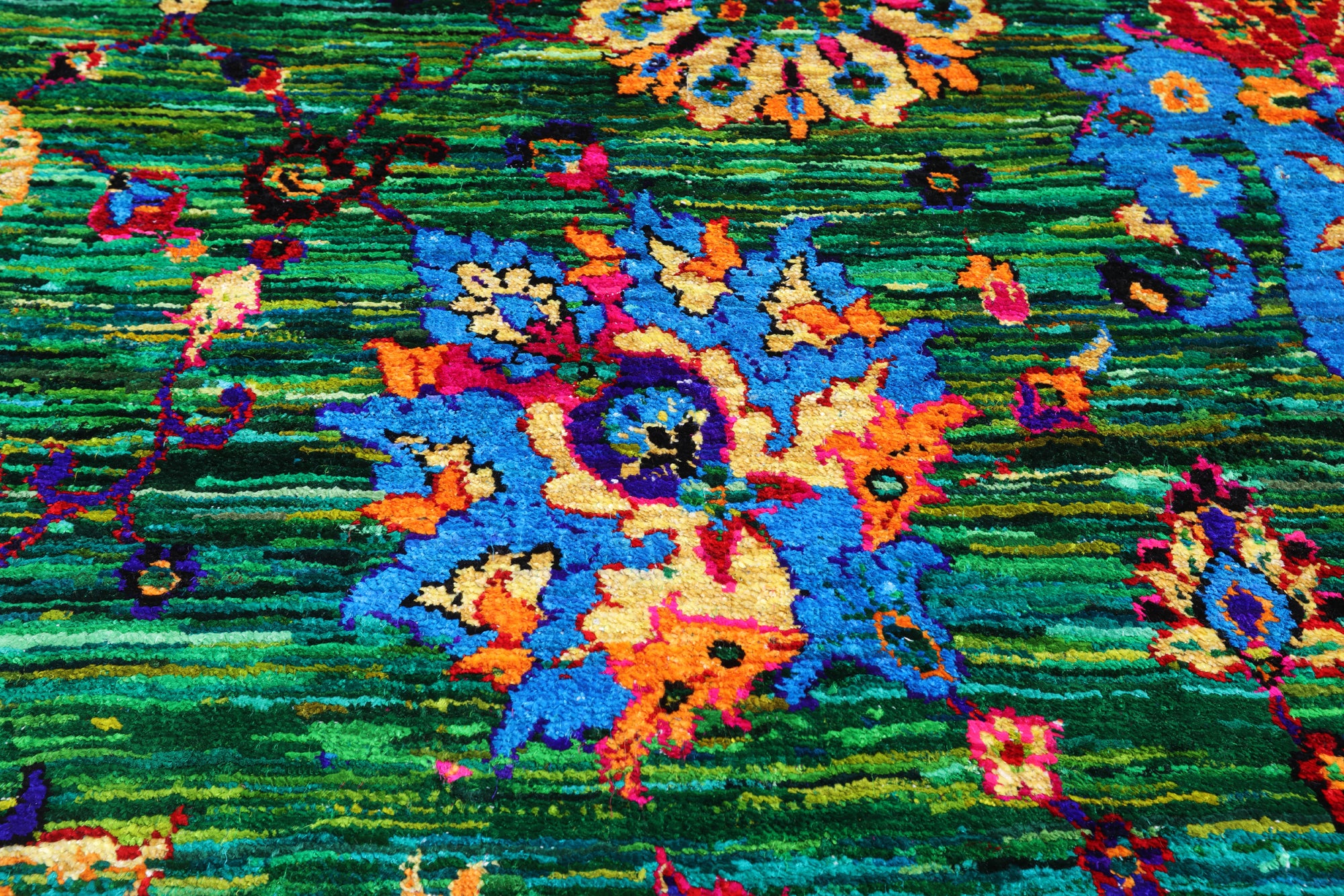 Green Persian Tabriz Handmade 100% Silk Rug - 7' 10" X 10' 6"