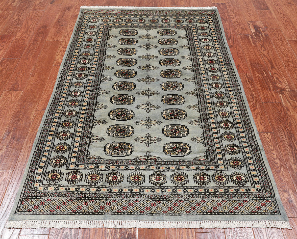 Grey Bokhara Handmade Wool Rug - 4' 1" X 6' 4"