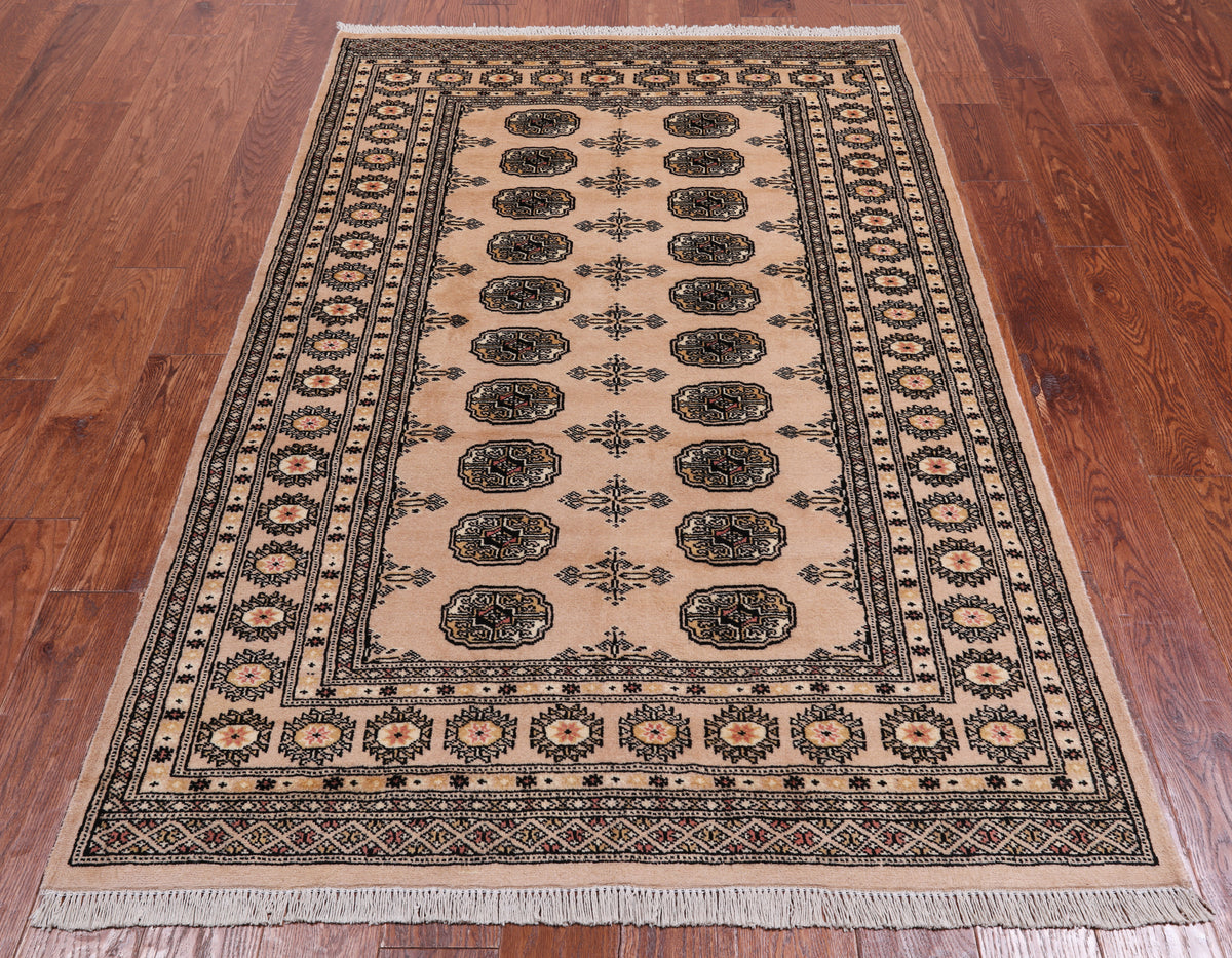 Ivory Bokhara Handmade Wool Rug - 4' 1" X 6' 3"