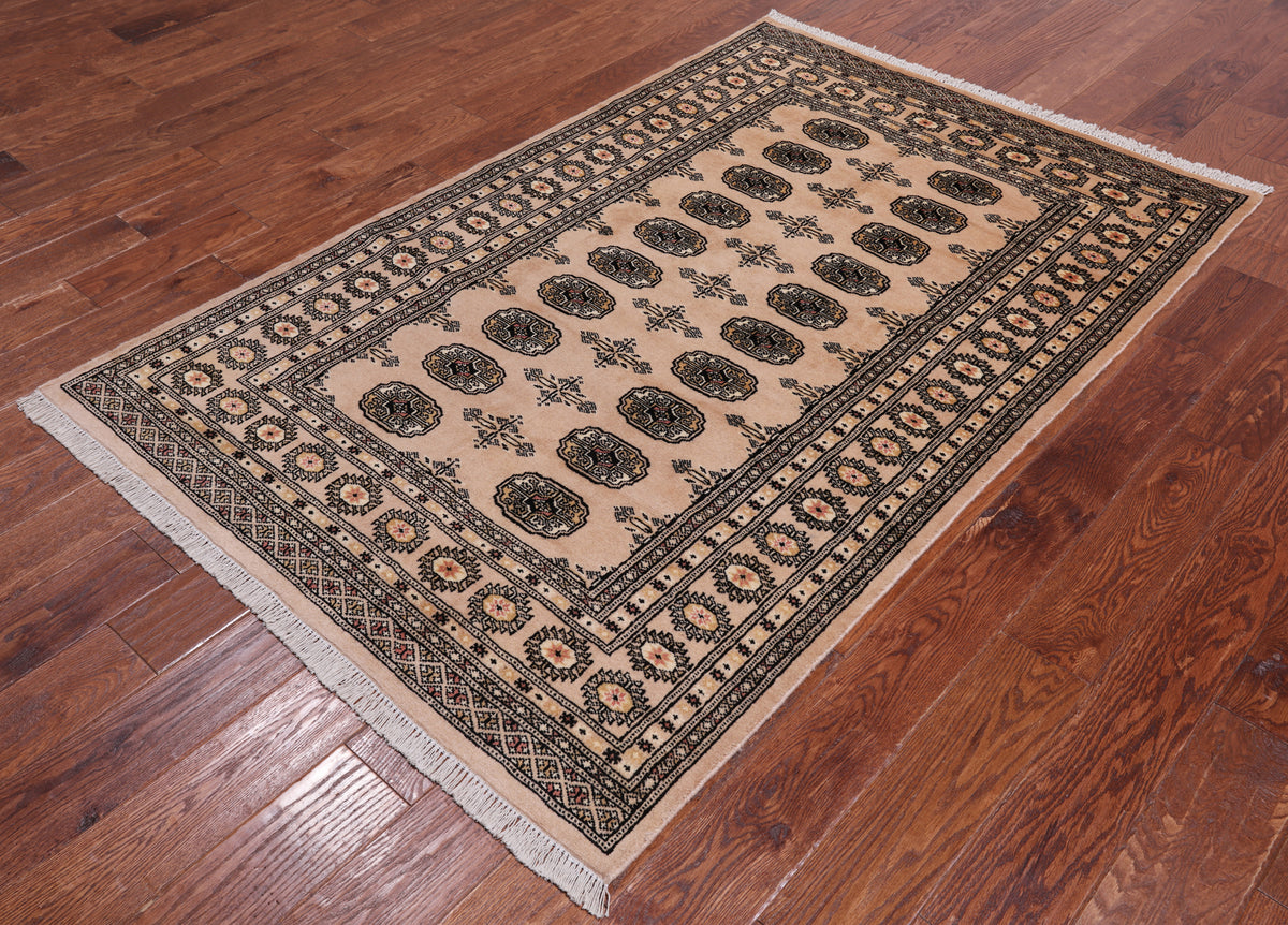 Ivory Bokhara Handmade Wool Rug - 4' 1" X 6' 3"