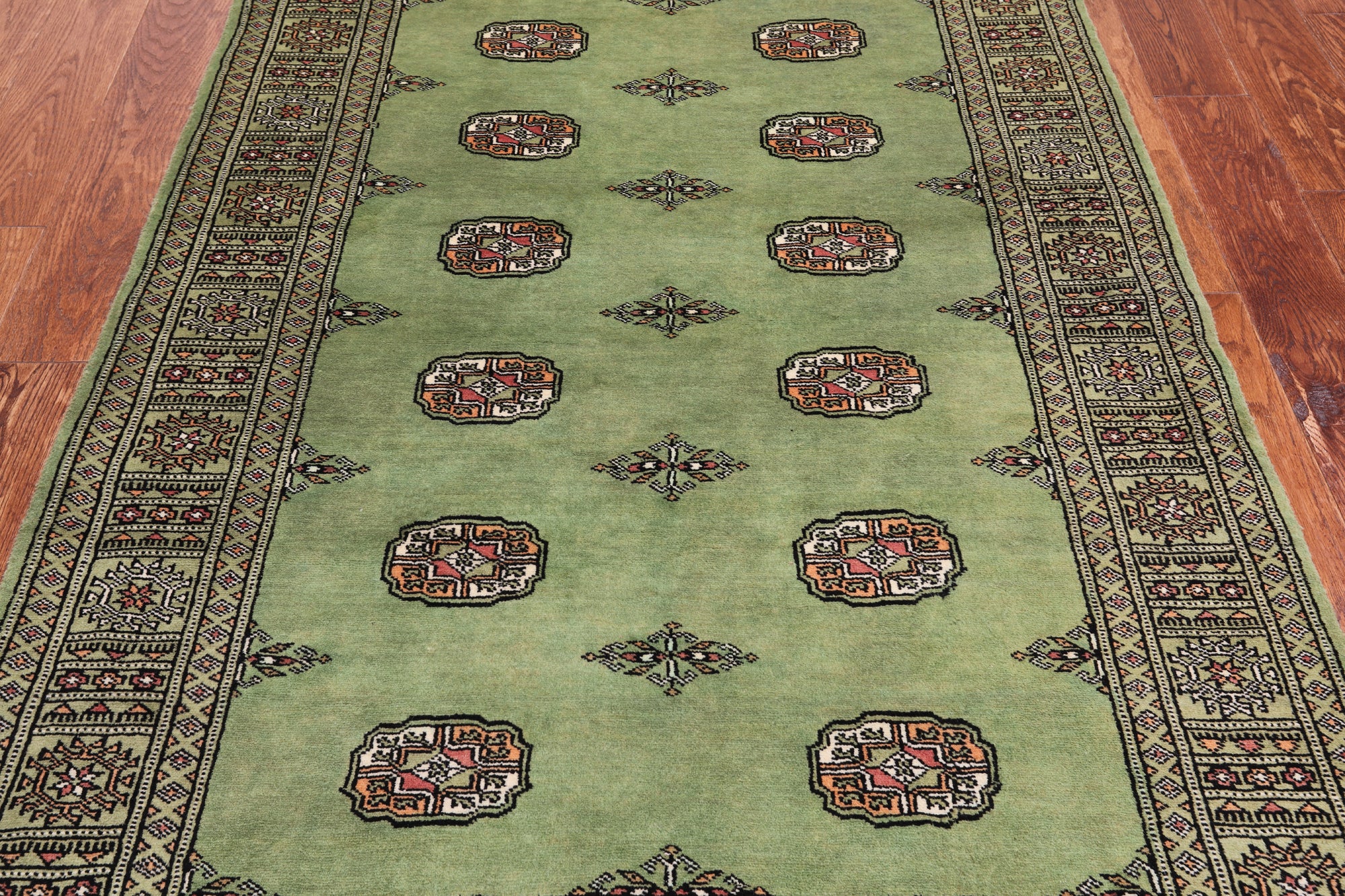Green Bokhara Handmade Wool Rug - 4' 0" X 6' 0"
