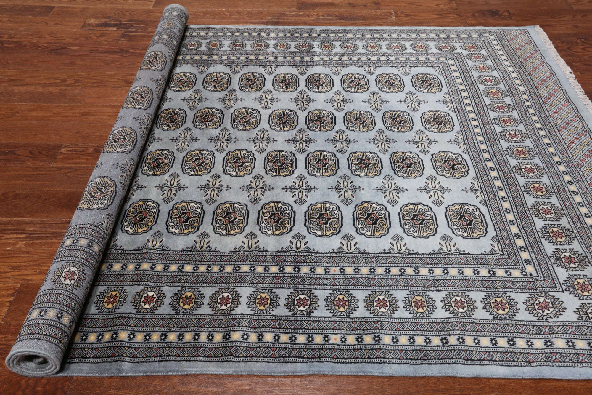Grey Bokhara Handmade Wool Rug - 6' 1" X 9' 2"