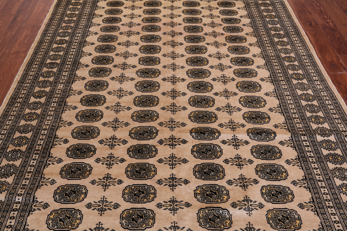 Beige Bokhara Handmade Wool Rug - 6' 7" X 9' 7"