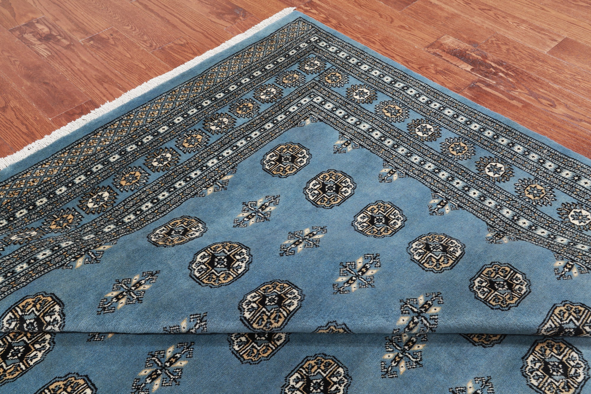 Grey Bokhara Handmade Wool Rug - 7' 2" X 9' 9"