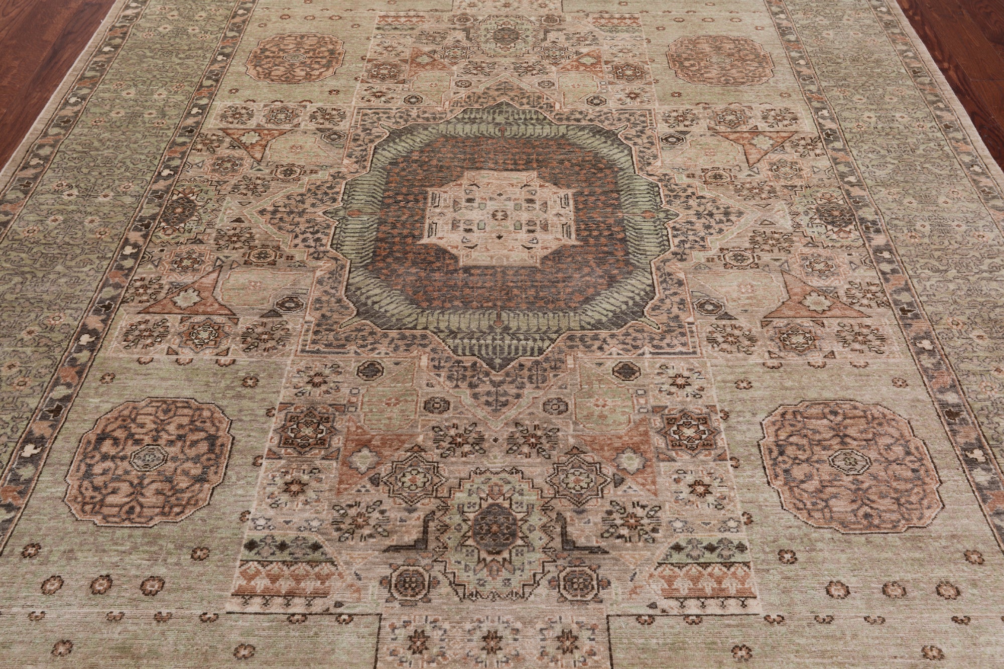 Green Geometric Persian Mamluk Hand Knotted Wool Rug - 7' 10" X 9' 10"