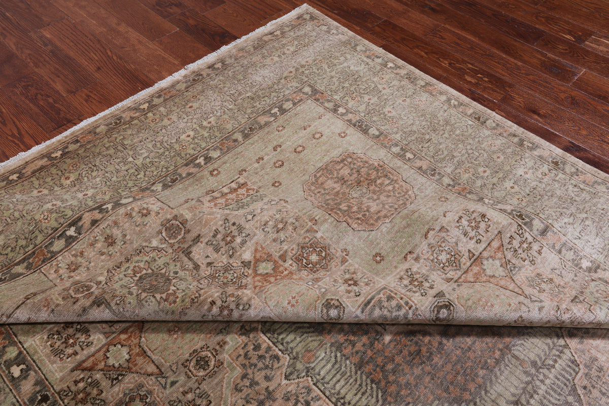 Green Geometric Persian Mamluk Hand Knotted Wool Rug - 7' 10" X 9' 10"