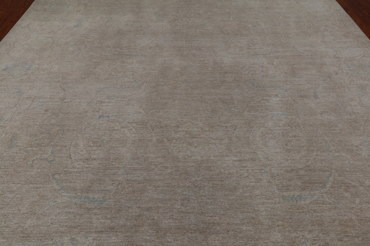 Ivory Peshawar Washed Out Handmade Wool Rug - 8' 8" X 11' 7"