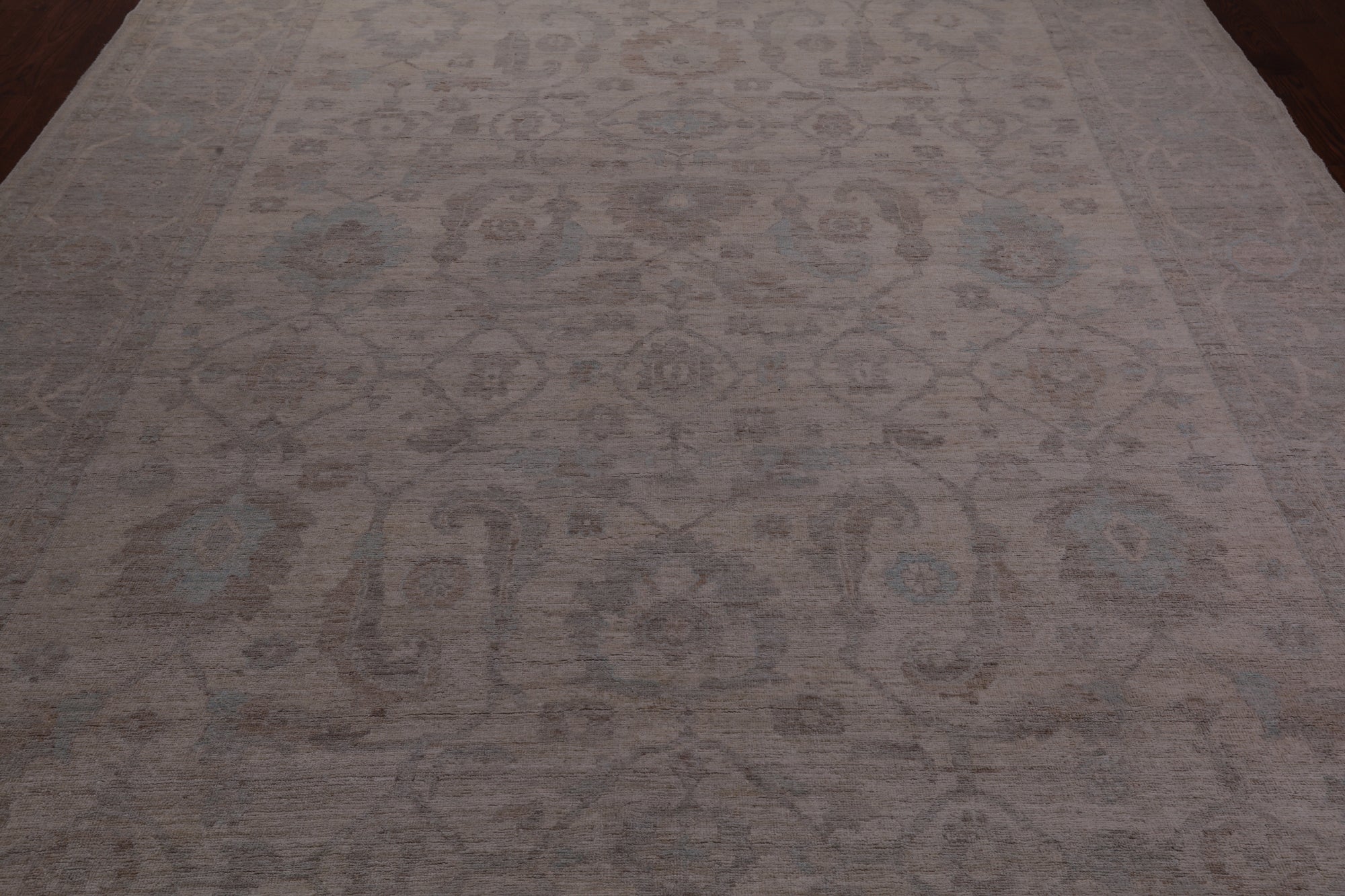 Ivory Peshawar Washed Out Handmade Wool Rug - 8' 11" X 11' 7"