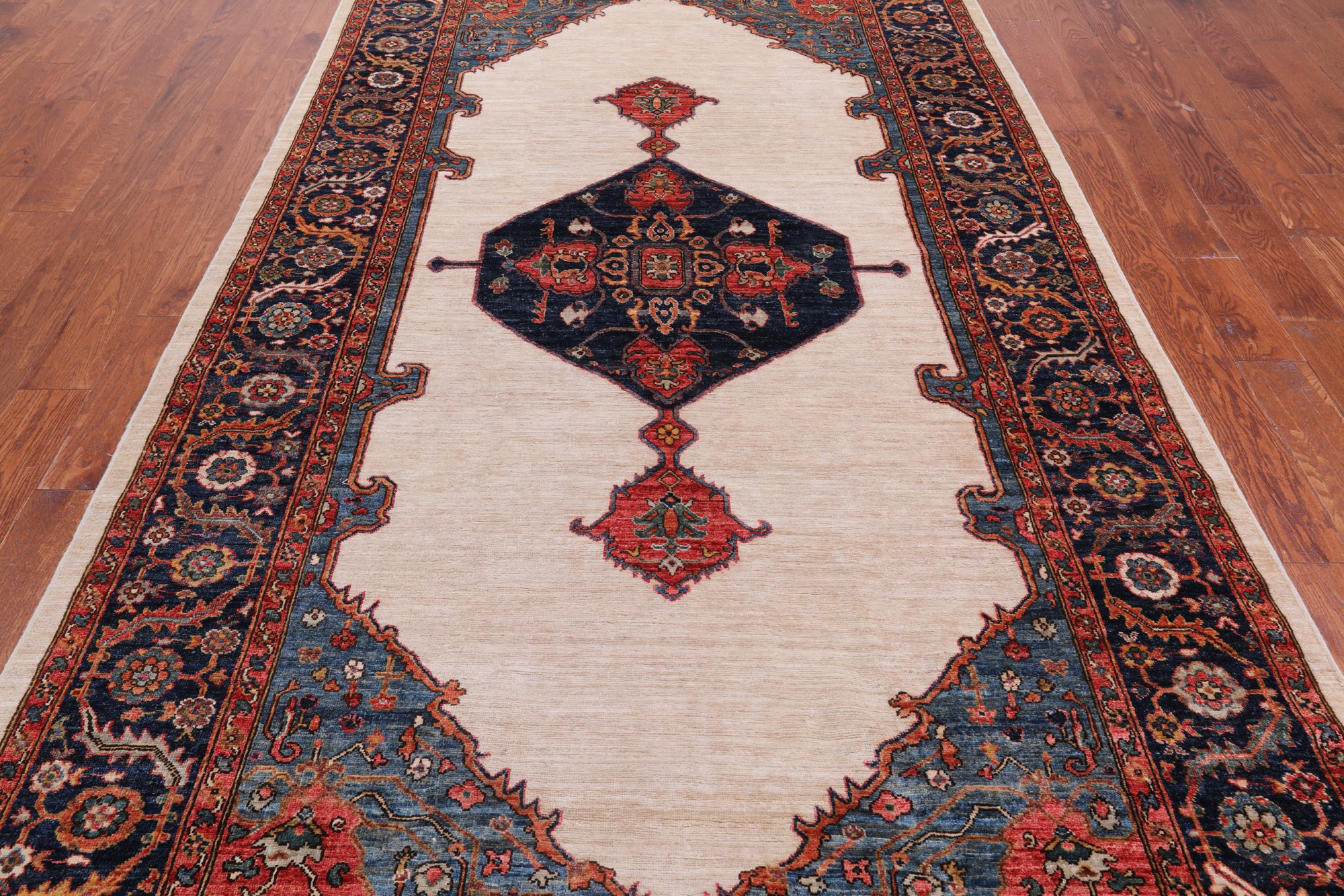 Ivory Persian Fine Serapi Hand Knotted Wool Rug - 6' 0" X 11' 4"