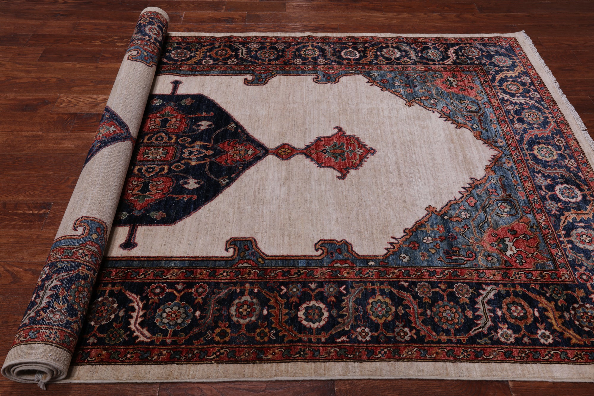 Ivory Persian Fine Serapi Hand Knotted Wool Rug - 6' 0" X 11' 4"