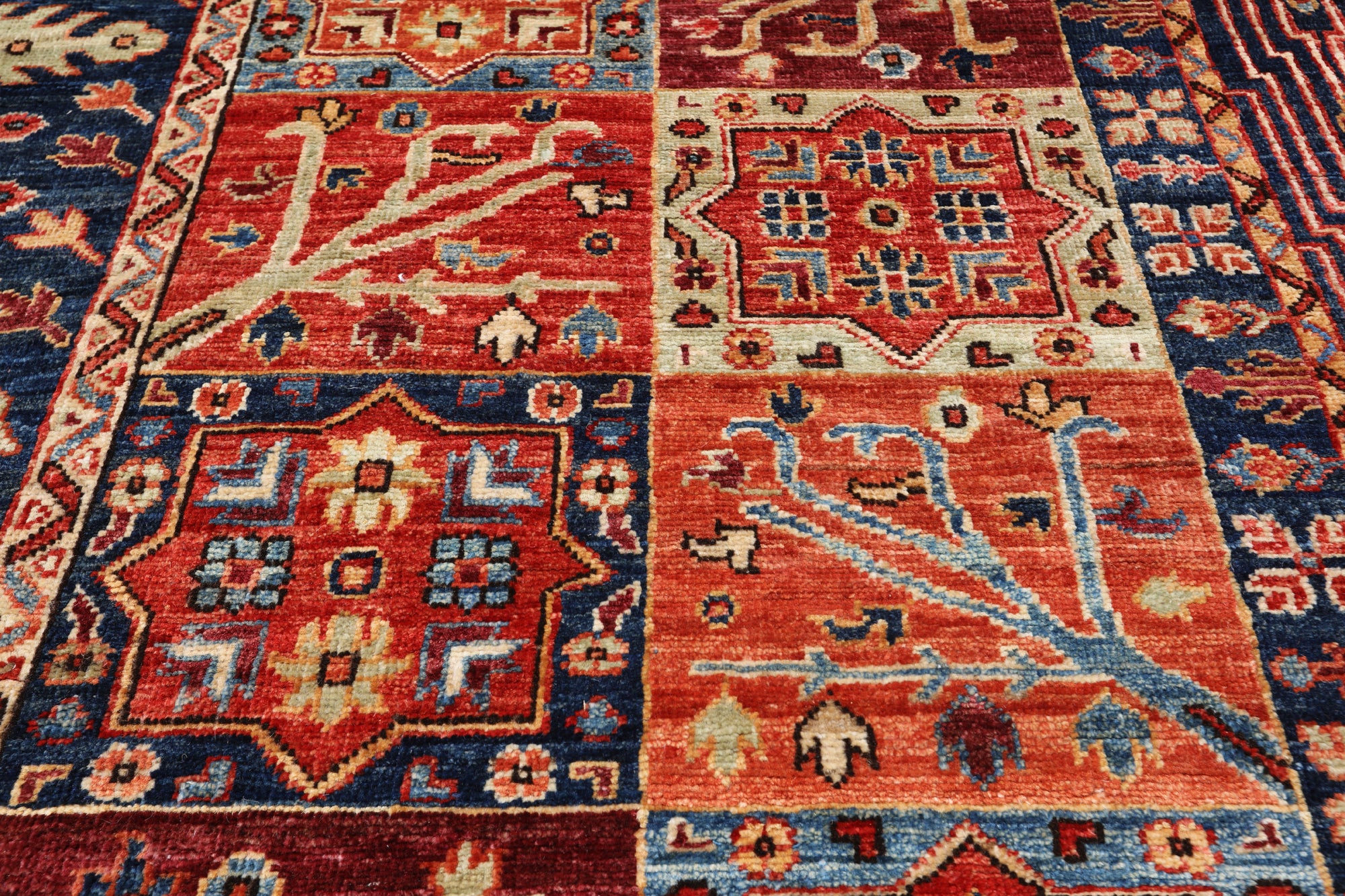 Red Persian Fine Serapi Hand-Knotted Wool Rug - 6' 1" X 8' 9"