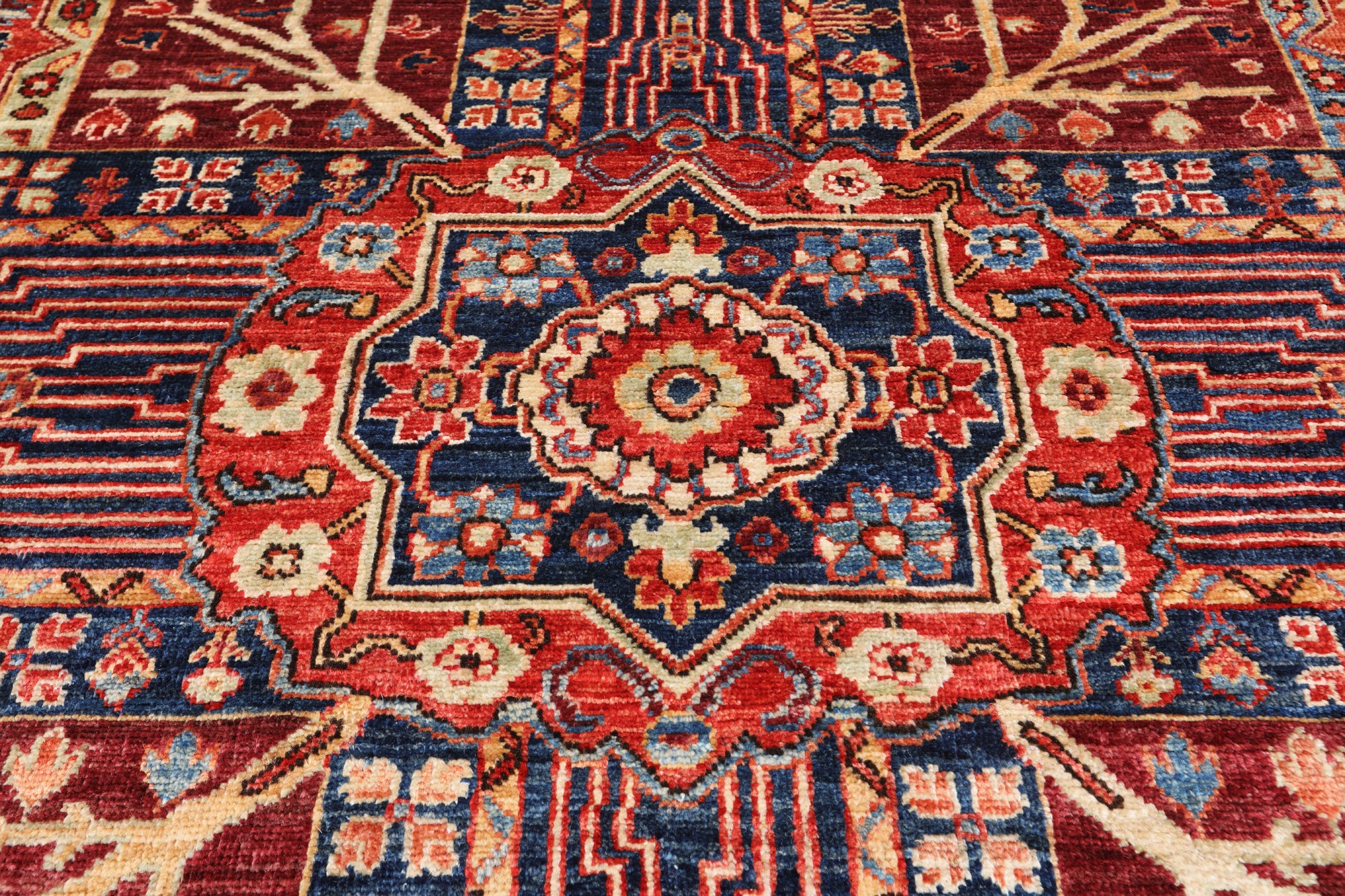 Red Persian Fine Serapi Hand-Knotted Wool Rug - 6' 1" X 8' 9"