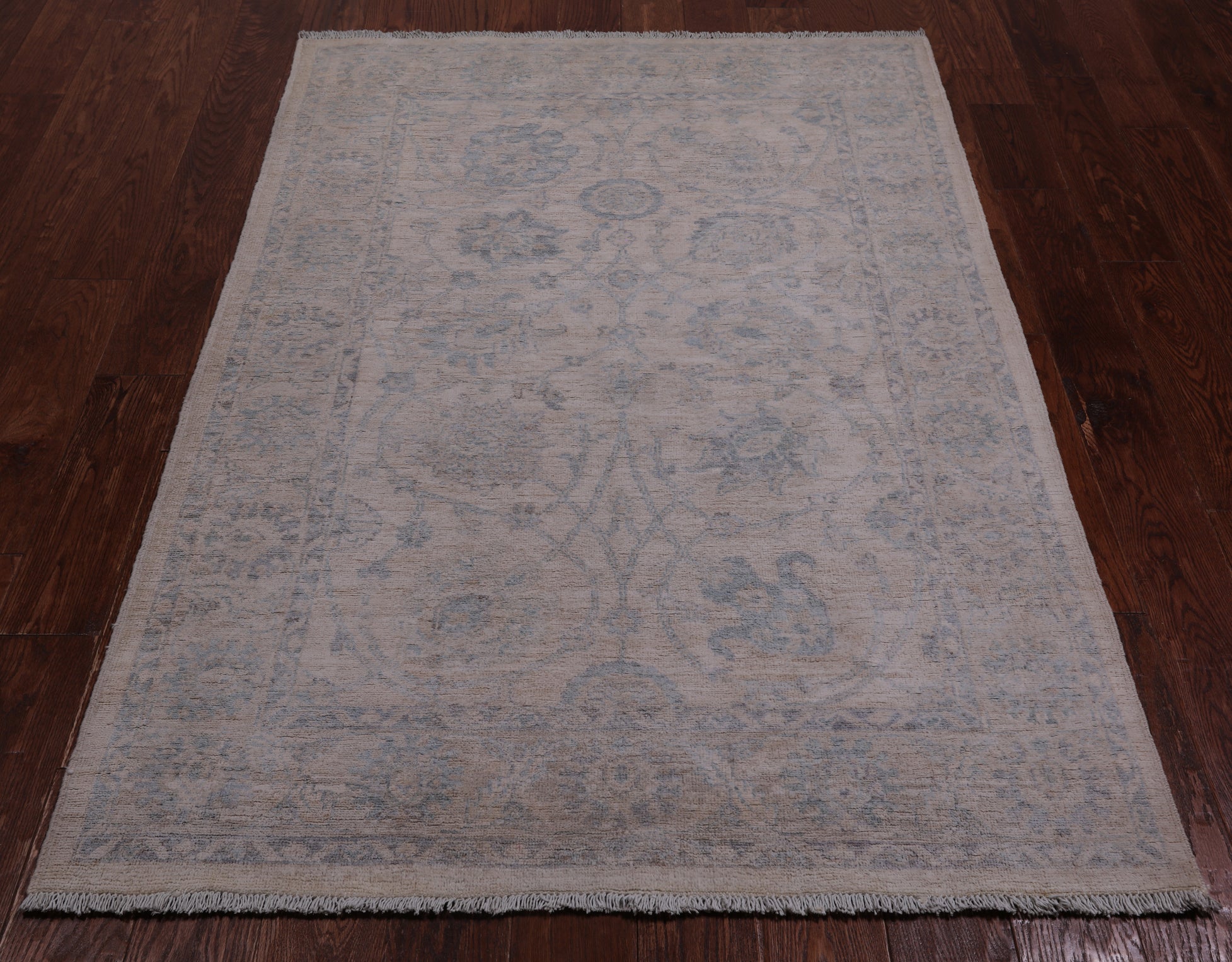 Ivory Washed Out Peshawar Handmade Wool Rug - 4' 0" X 5' 11"