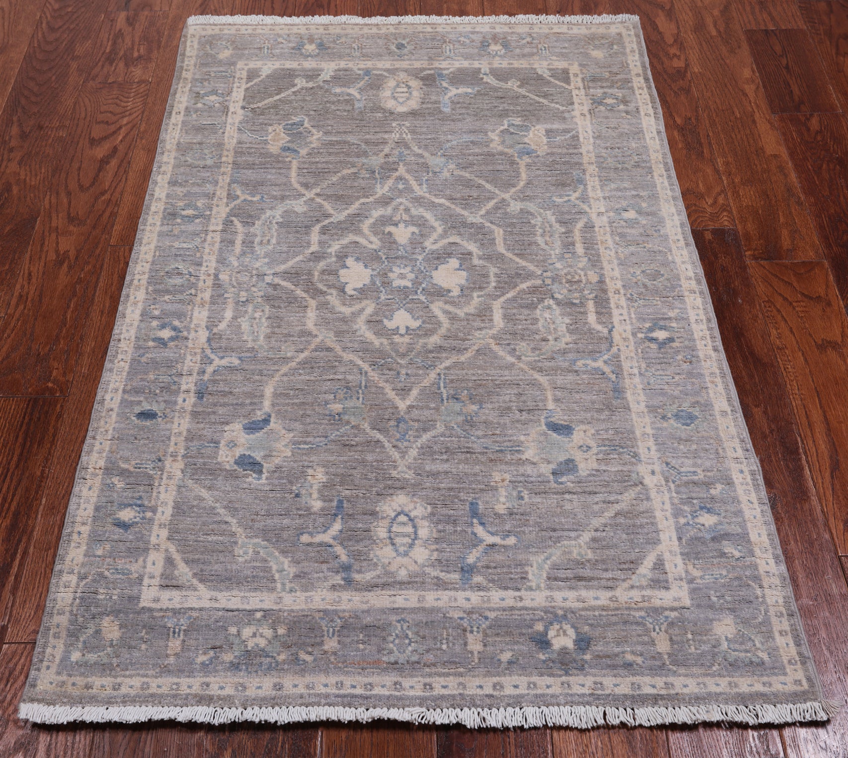 Grey Washed Out Peshawar Handmade Wool Rug - 2' 11" X 4' 8"