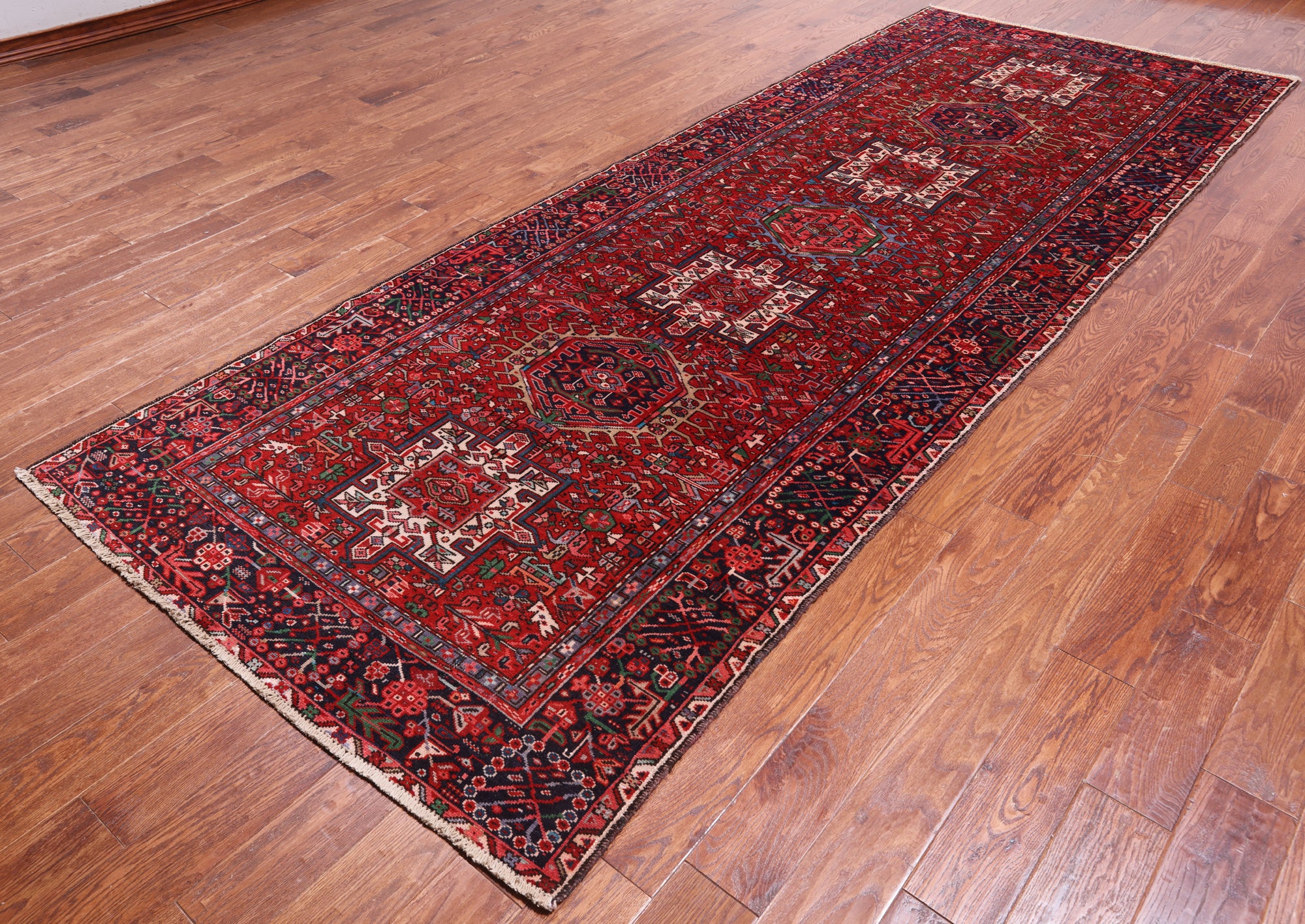 Red Vintage Persian Heriz Serapi Handmade Wool Rug - 4' 9" X 12' 5"
