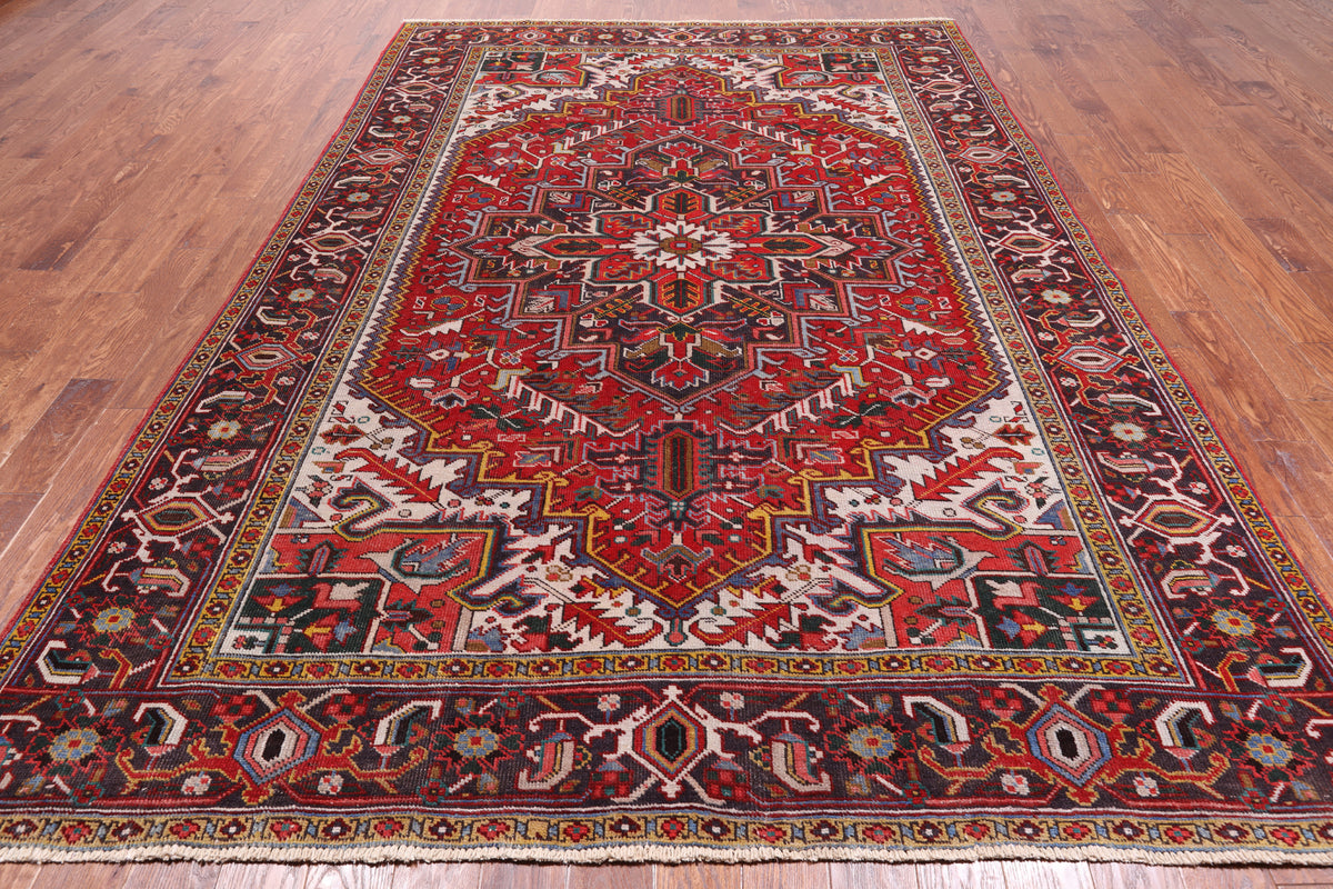 Red Vintage Persian Heriz Serapi Handmade Wool Rug - 7' 8" X 10' 10"