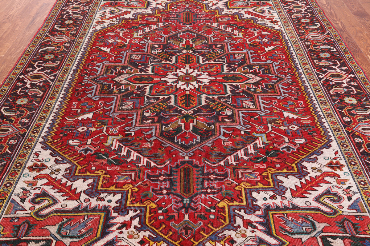 Red Vintage Persian Heriz Serapi Handmade Wool Rug - 7' 8" X 10' 10"