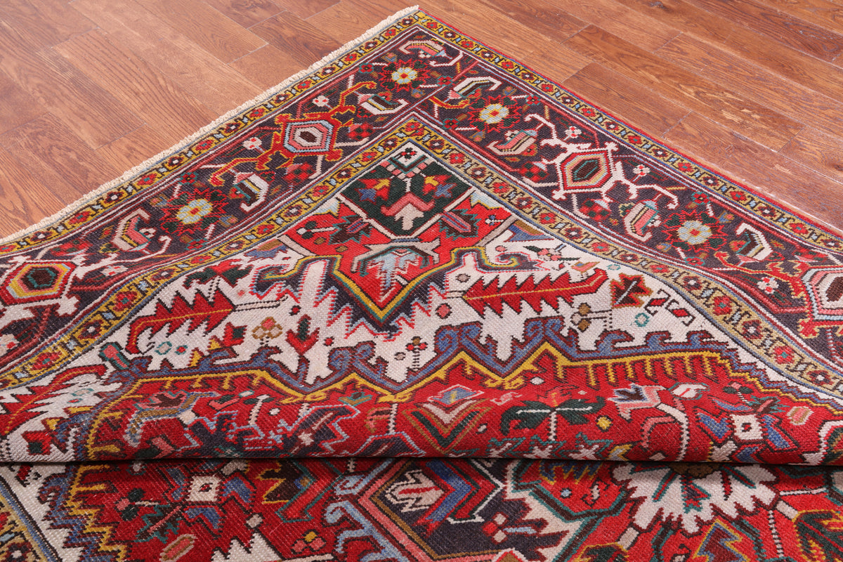 Red Vintage Persian Heriz Serapi Handmade Wool Rug - 7' 8" X 10' 10"