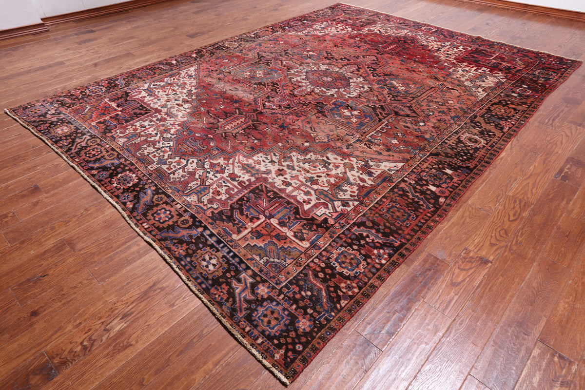 Red Vintage Persian Heriz Serapi Handmade Wool Rug - 9' 0" X 11' 10"