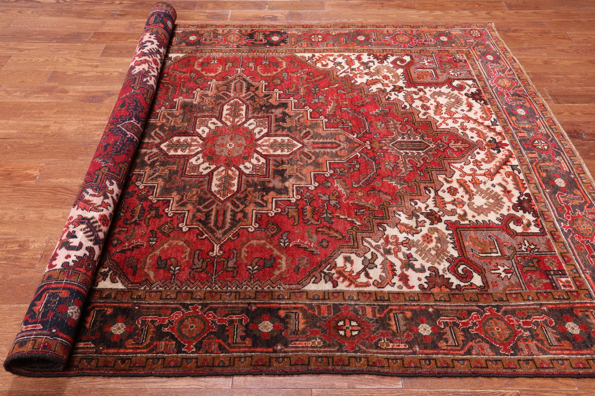 Rust Vintage Persian Heriz Serapi Hand-Knotted Wool Rug - 6' 5" X 9' 2"