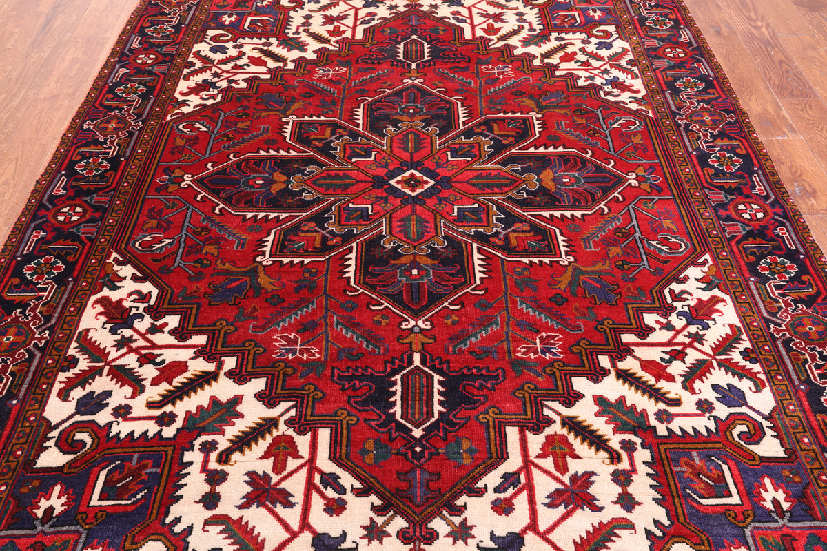 Red Vintage Persian Heriz Serapi Handmade Wool Rug - 6' 7" X 9' 3"