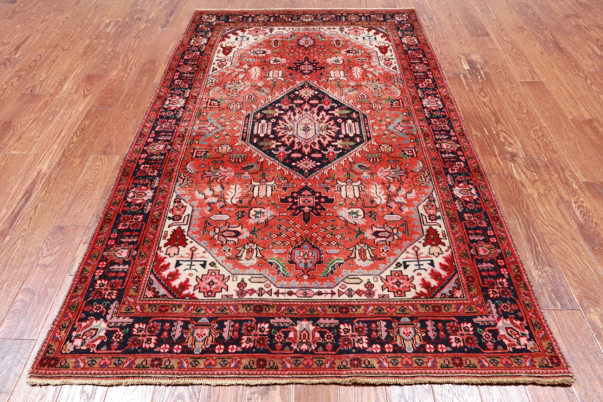 Rust Vintage Persian Heriz Serapi Handmade Wool Rug - 4' 11" X 7' 9"