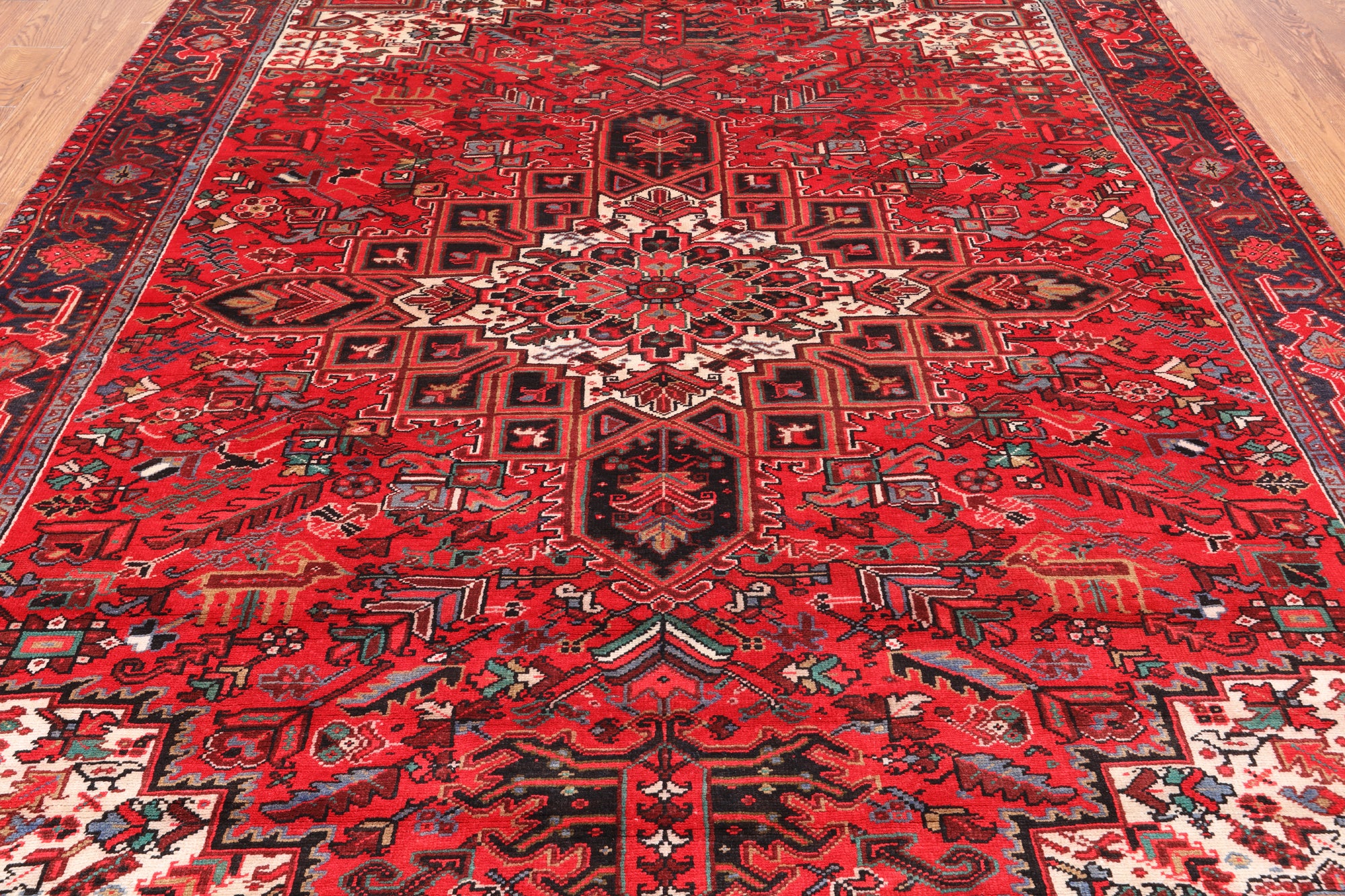Red Vintage Persian Heriz Serapi Handmade Wool Rug - 8' 1" X 10' 11"