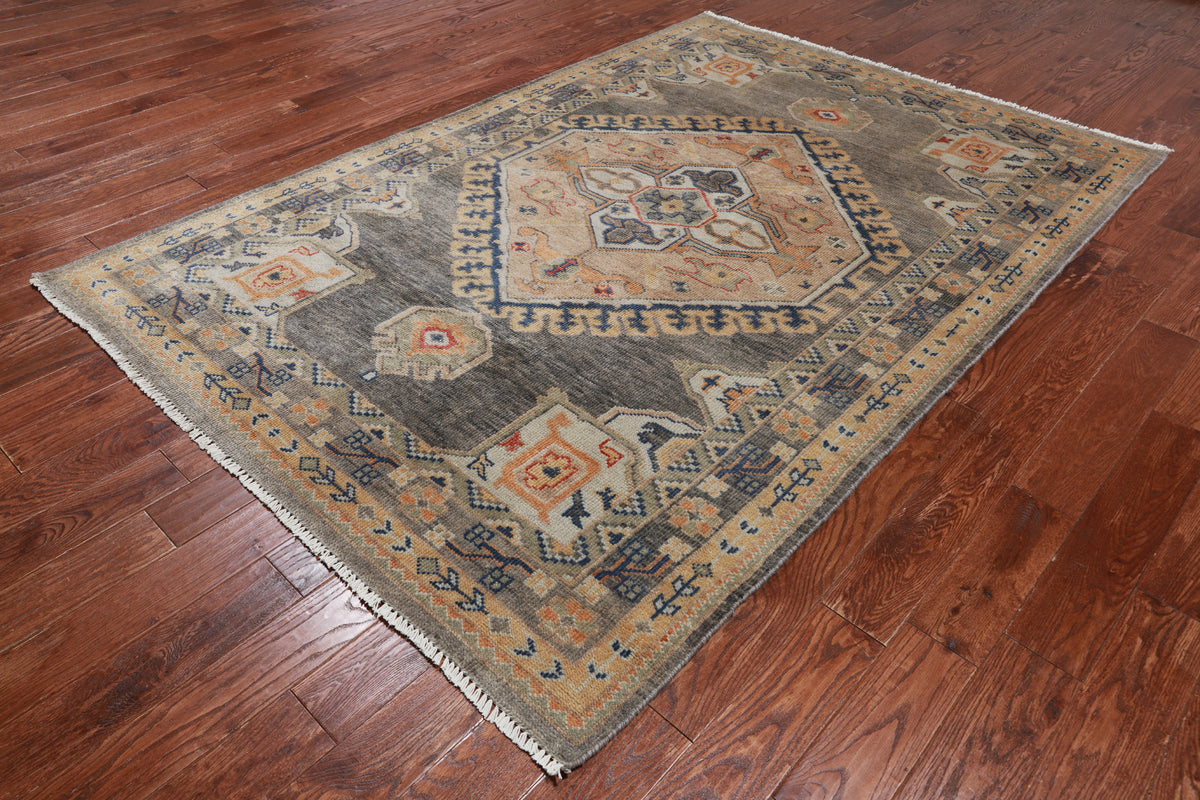 Grey Persian Fine Serapi Handmade Wool Rug - 6' 0" X 8' 9"
