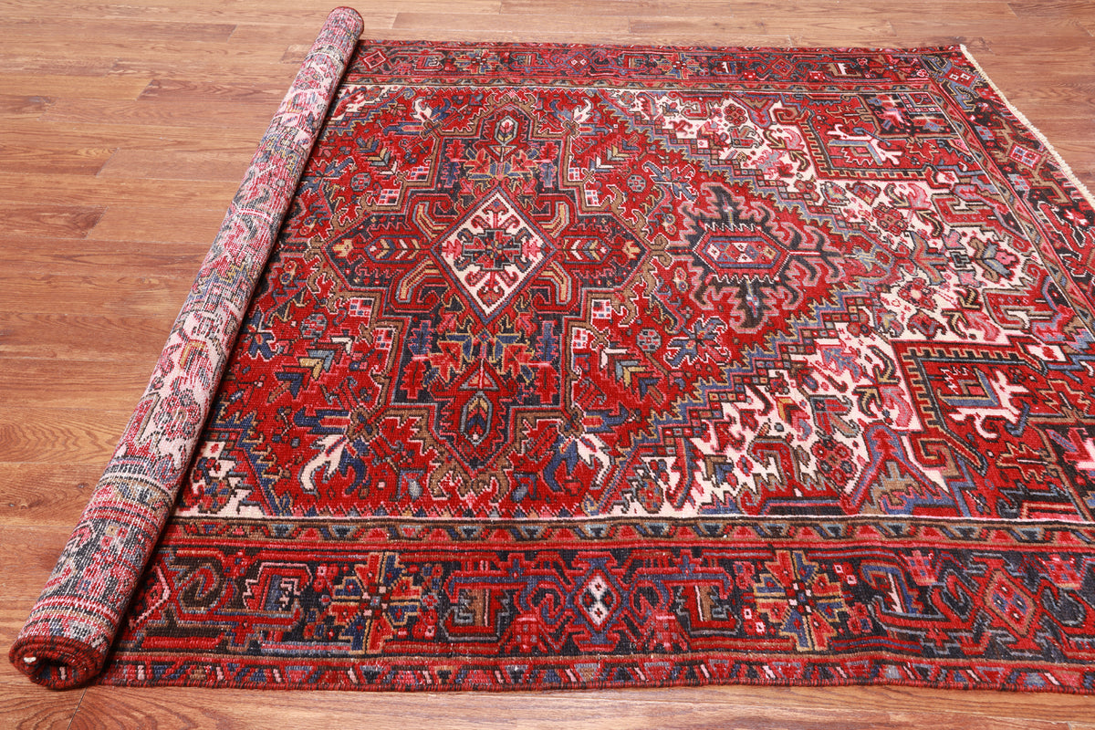 Red Vintage Persian Heriz Serapi Handmade Wool Rug - 6' 9" X 9' 3"