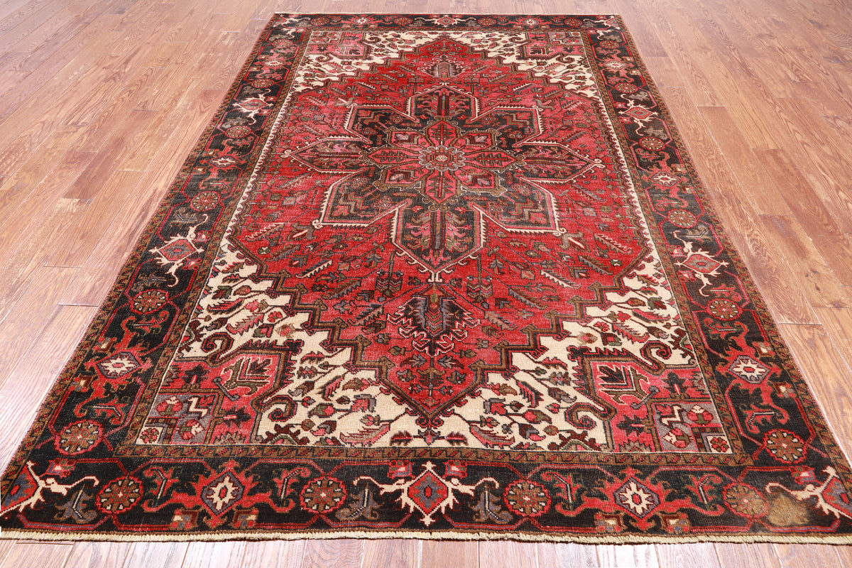 Red Vintage Persian Heriz Serapi Handmade Wool Rug - 6' 7" X 9' 3"