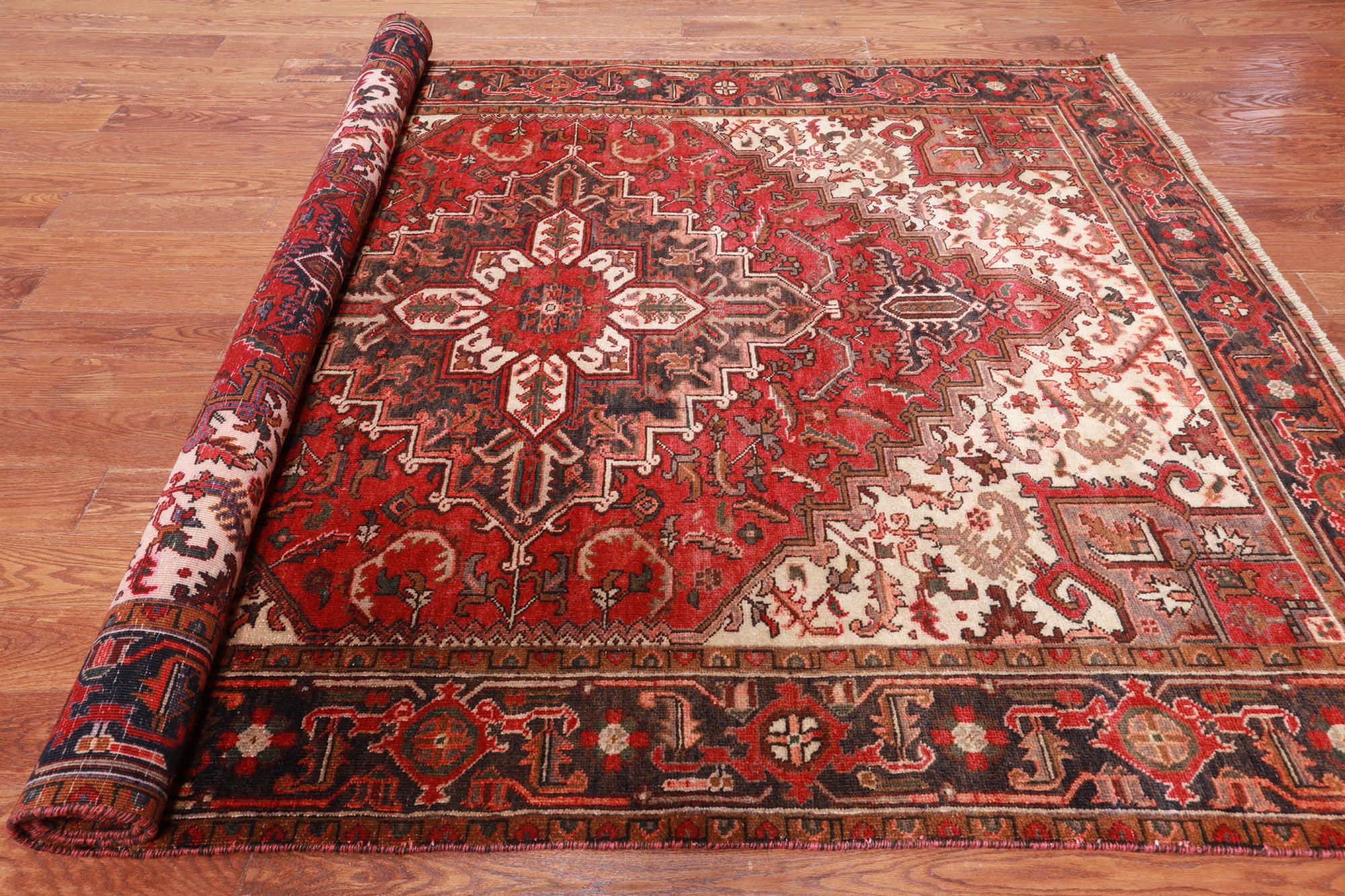 Rust Vintage Persian Heriz Serapi Handmade Wool Rug - 6' 5" X 9' 0"
