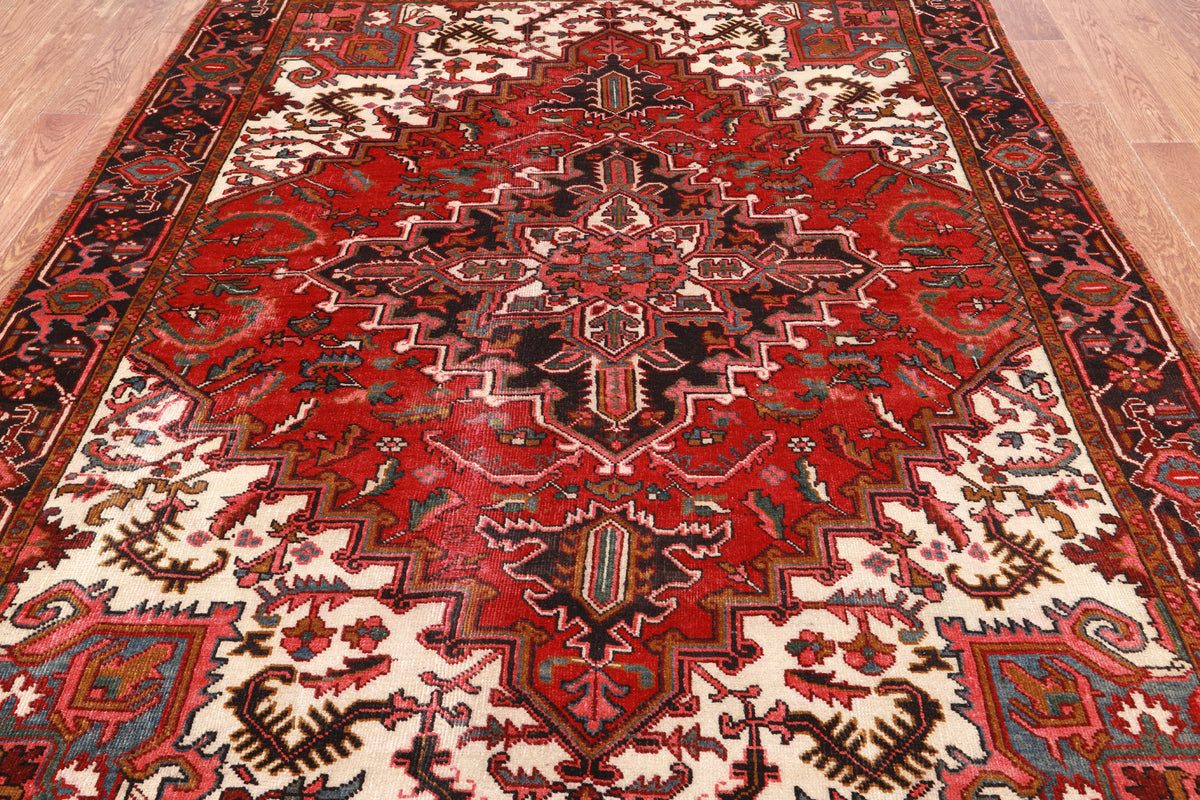 Red Vintage Persian Heriz Serapi Handmade Wool Rug - 6' 6" X 9' 1"
