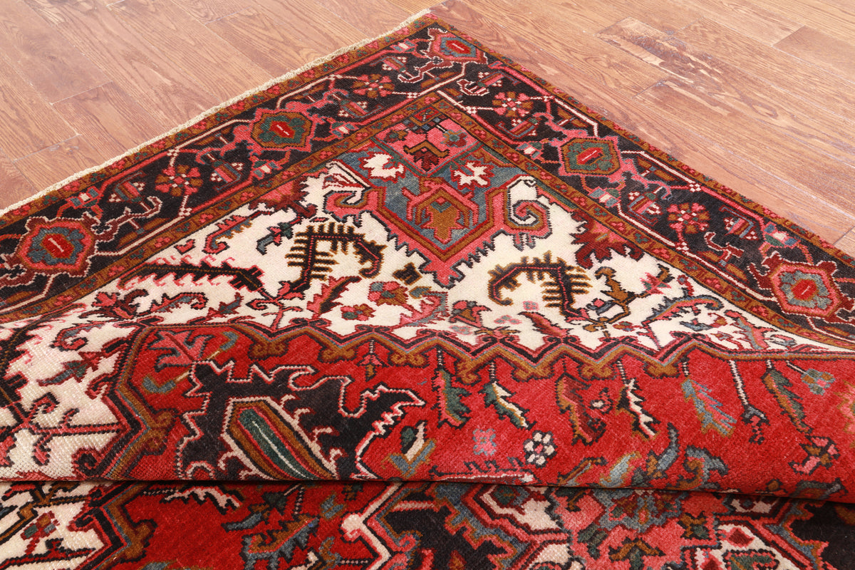 Red Vintage Persian Heriz Serapi Handmade Wool Rug - 6' 6" X 9' 1"