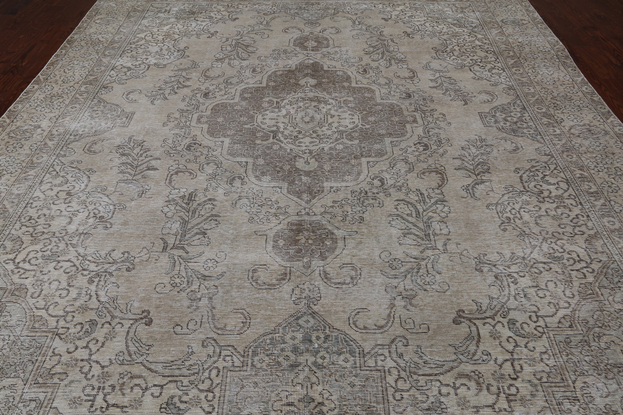 SUPER SALE Ivory Persian Vintage White Wash Hand Knotted Wool Area Rug - 9' 8" X 12' 5"