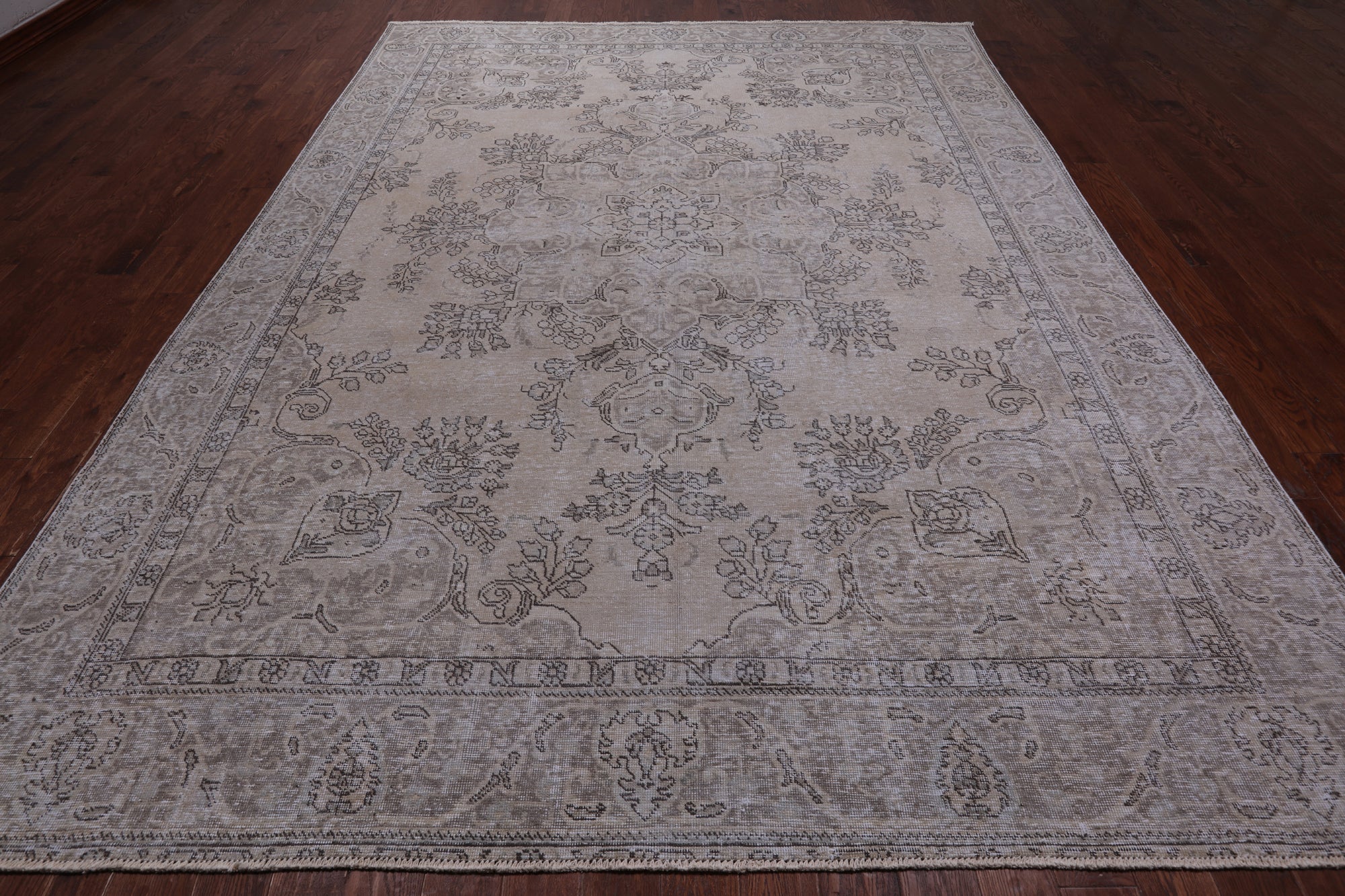 SUPER SALE Ivory Persian Vintage White Wash Hand Knotted Wool Area Rug - 9' 5" X 12' 7"